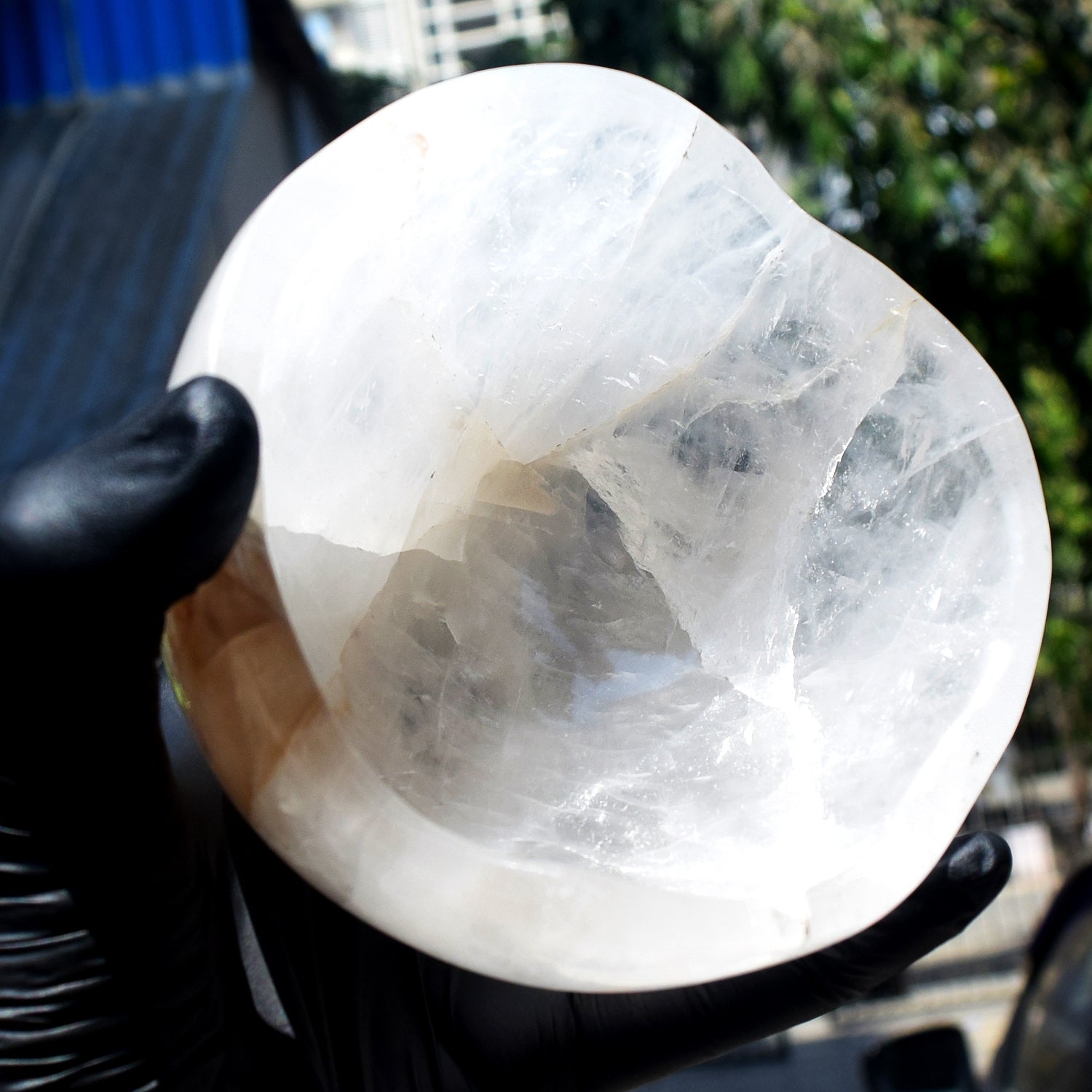 Very Attractive 3056.00 Carats Genuine White Quartz Hand Carved Crystal Gemstone Carving Big Bowl