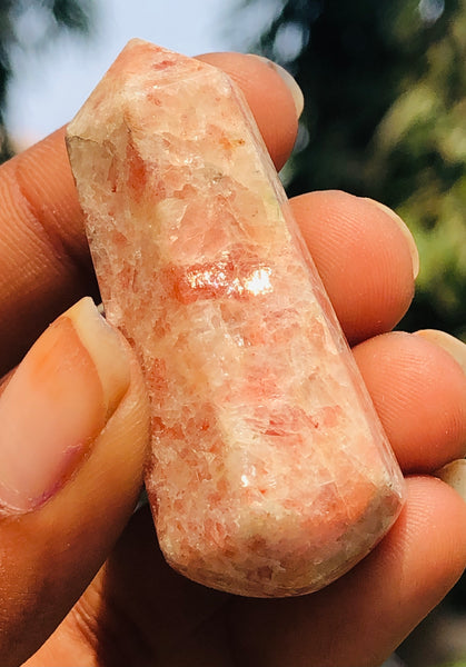 Genuine 121.00 Cts Beautiful Sunstone Healing Point