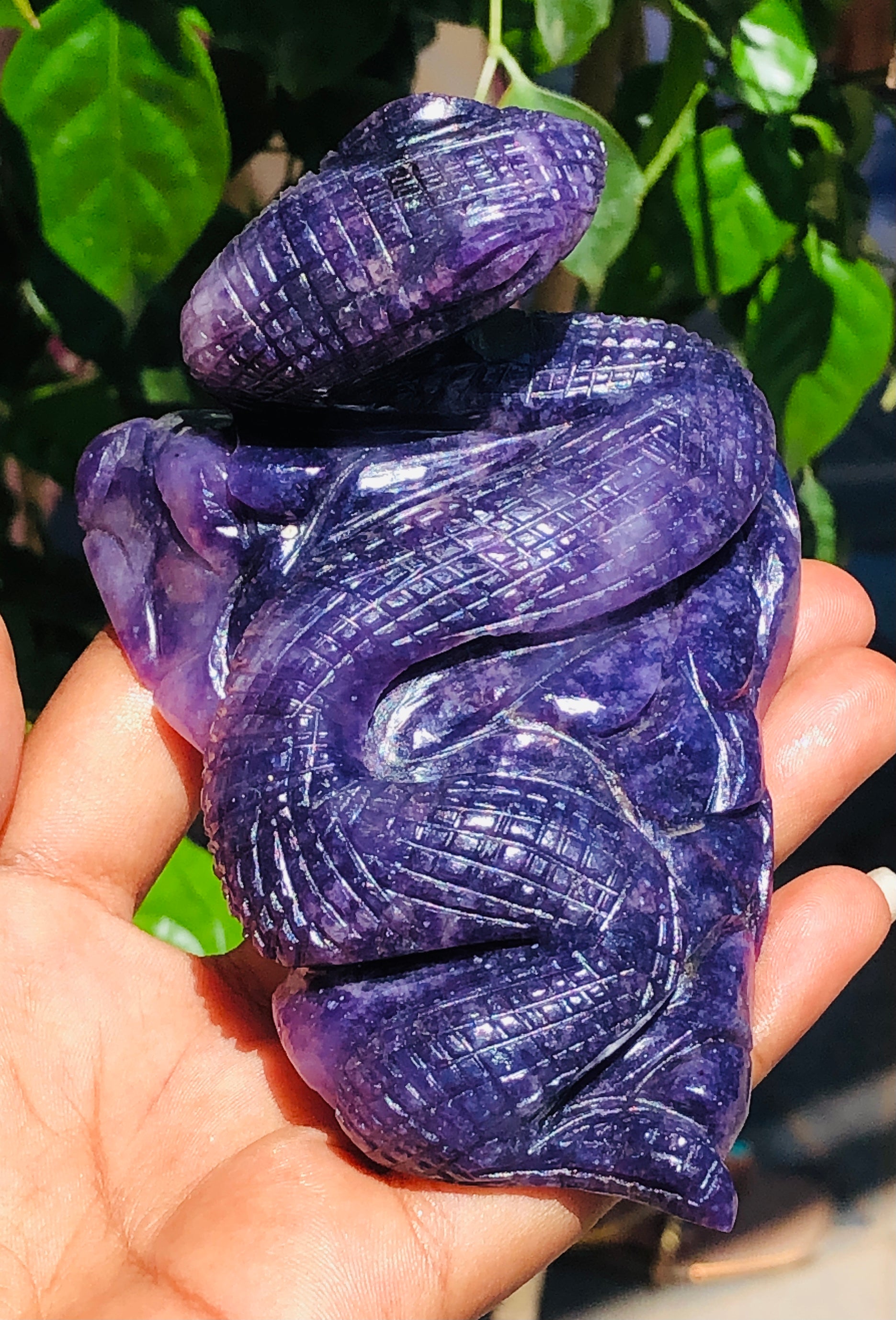 Amazing 1266.00 Cts Genuine Lepidolite Hand Carved Genuine Crystal Gemstone Carving Snake 2026  Collection