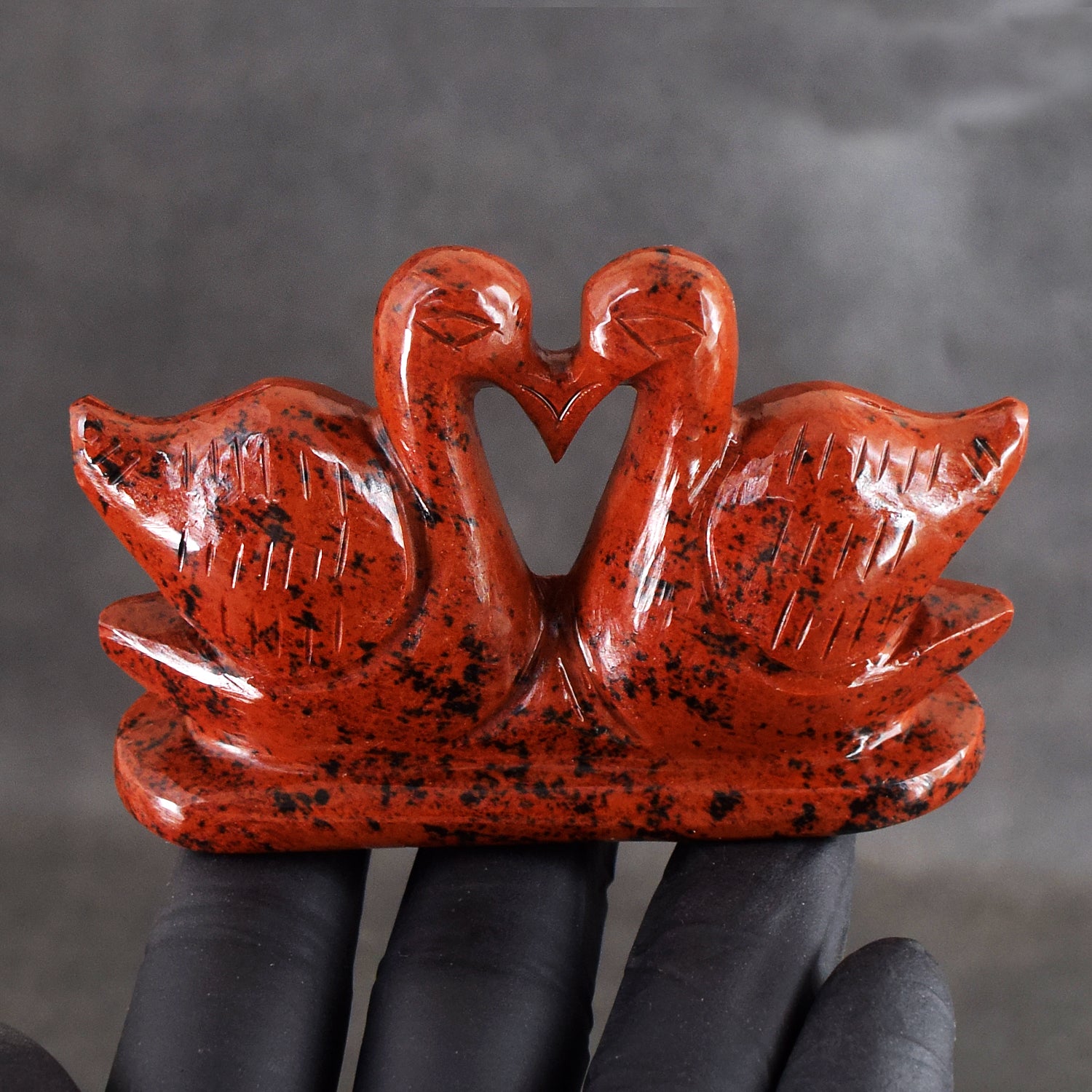 Fantastic 621.00 Cts Genuine Mahogany Jasper Premium Love Carved Swan Pair