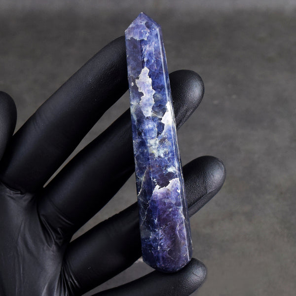 Stunning 186.00 Carats Genuine Iolite Crystal Gemstone Healing Point