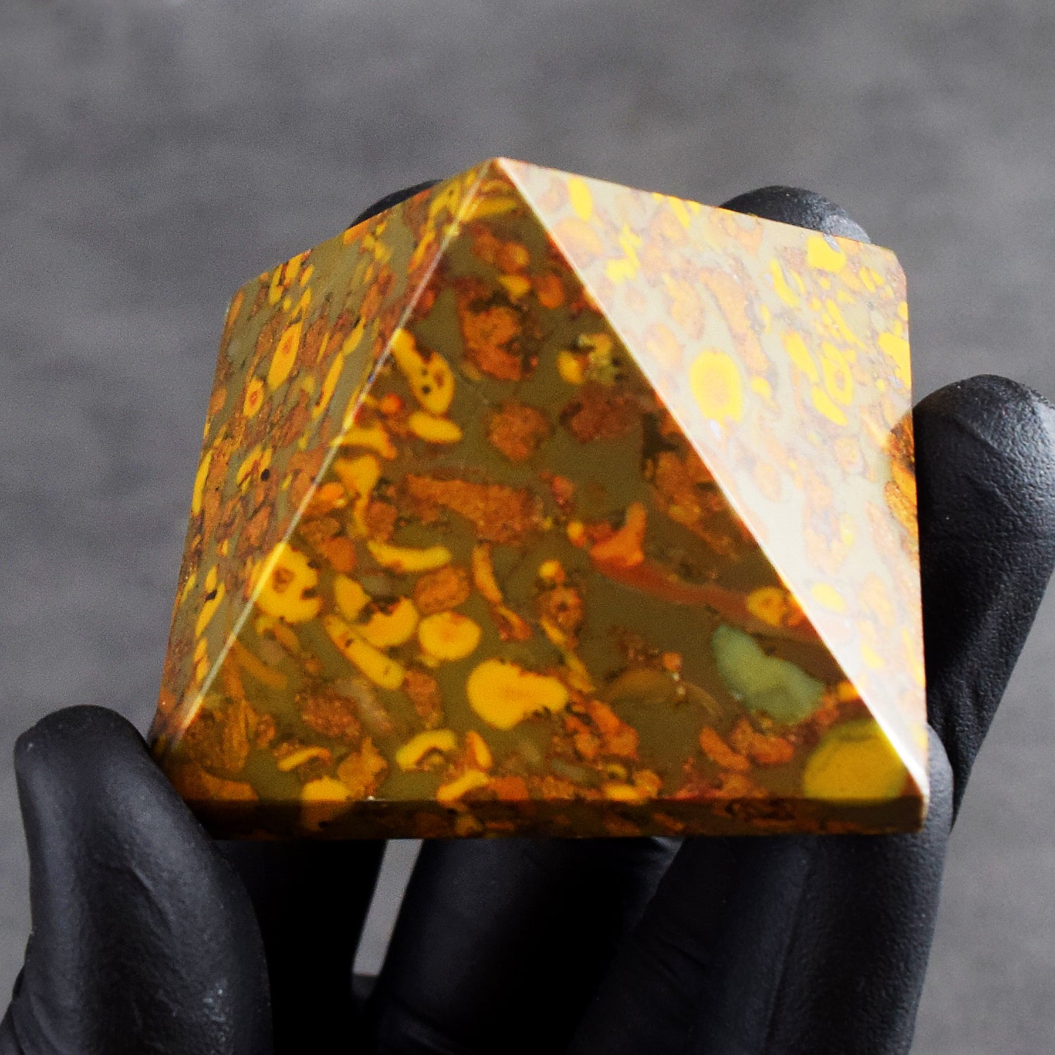 Finest Quality 492.00 Cts Genuine Fruit Jasper Crystal Specimen Divine Pyramid