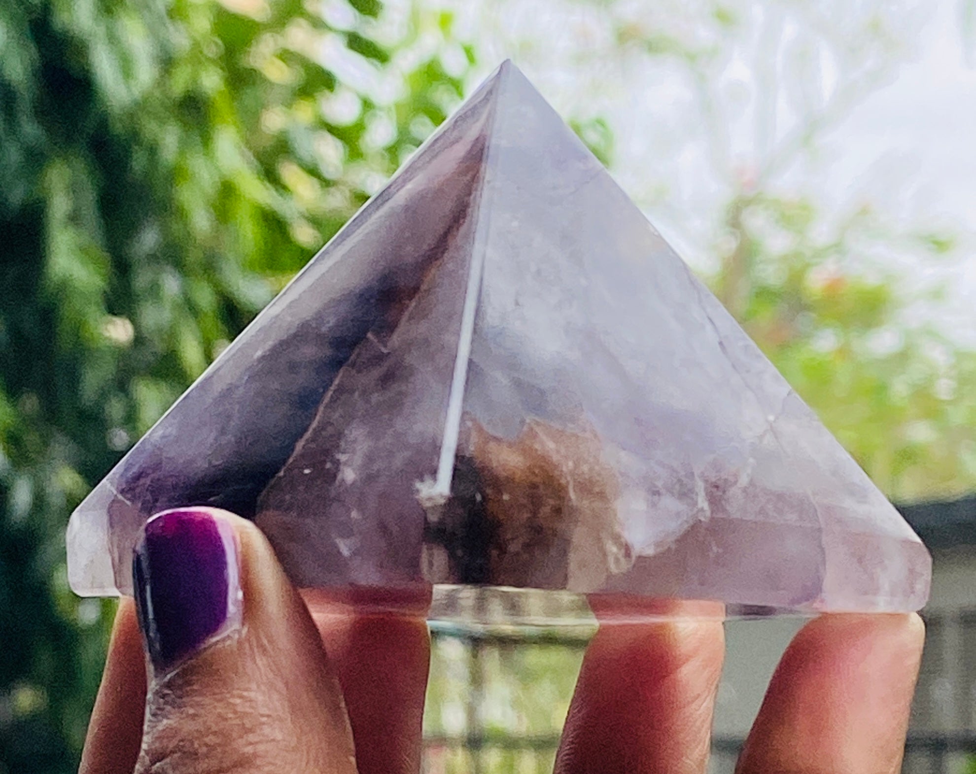 Genuine 731.00 Cts Exclusive Amethyst Healing Crystal Specimen Premium Pyramid