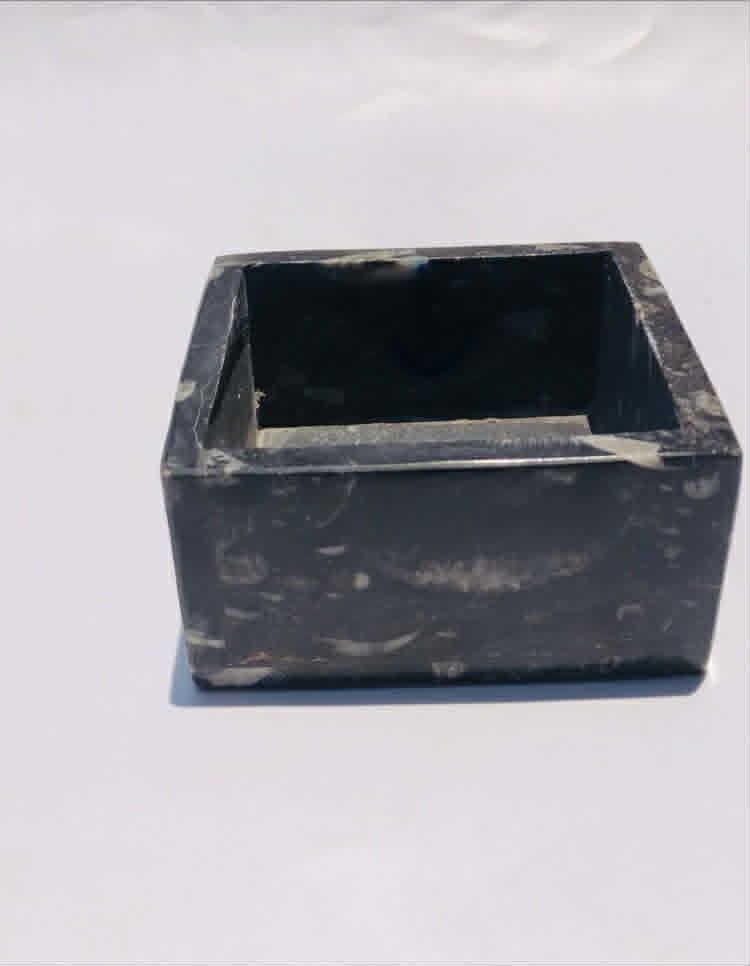 Magnificent 2300.00 Cts Genuine Orthoceras Crystal Specimen Square Shape Box