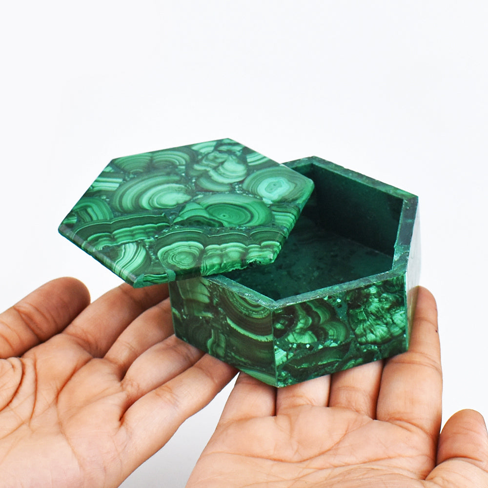 Craftsmen 1286.00 Cts  Genuine  Malachite  Hand Carved Crystal Gemstone Carving Box