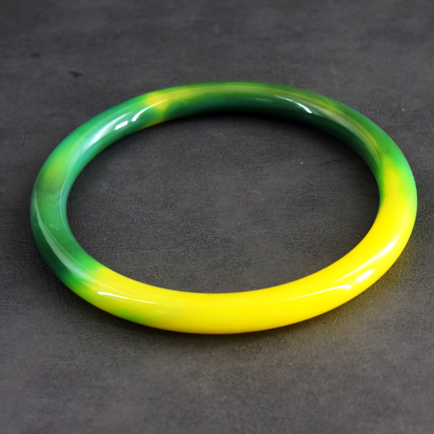 Gracious 90.00 Cts Genuien Onyx Gemstone Crystal Specimen Premium Fancy Bangle