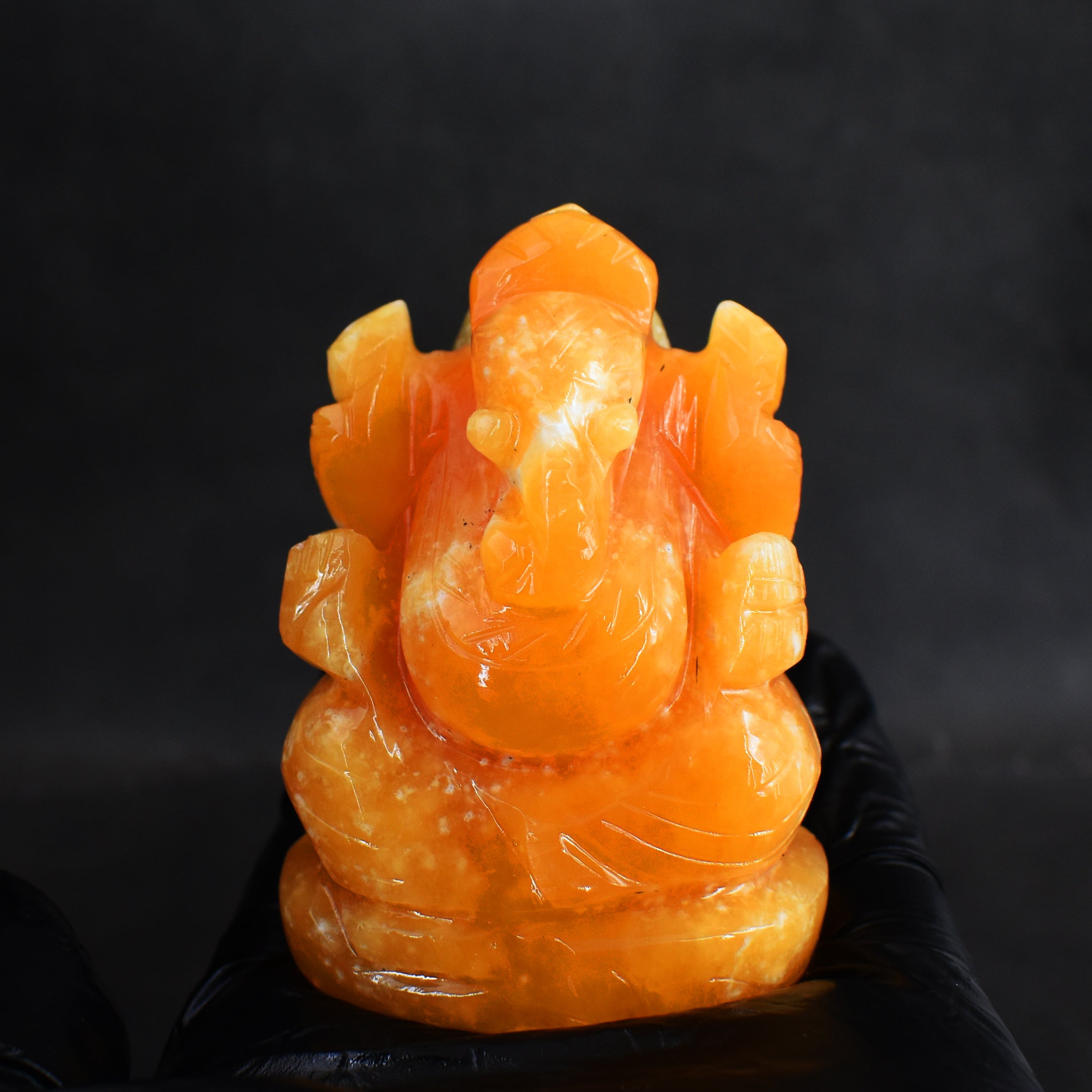 Exclusive 662.00 Carats Aventurine Divine Hand Carved Ganesha