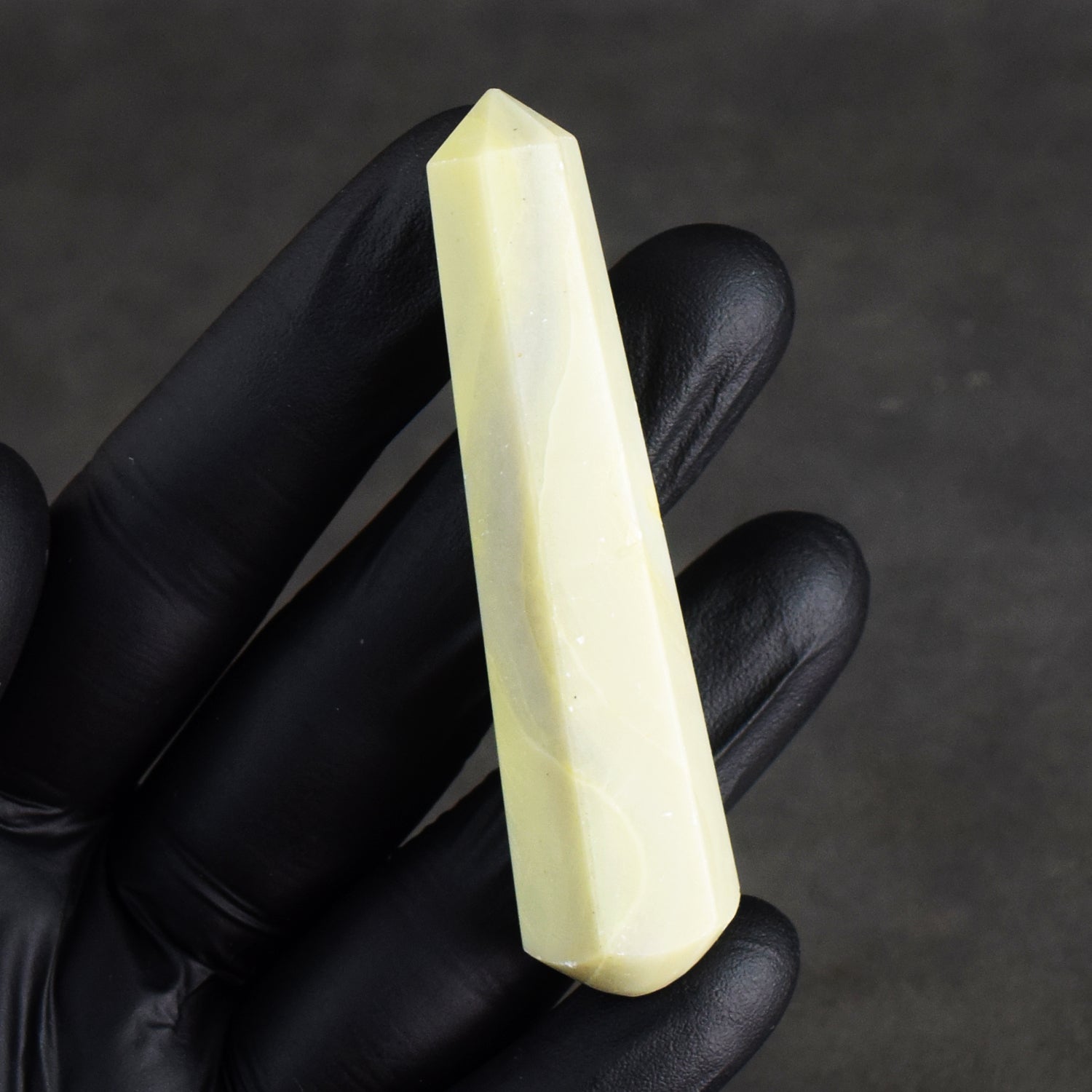 Beautiful 140.00 Carats Genuine Lemon Serpentine Crystal Gemstone Healing Point