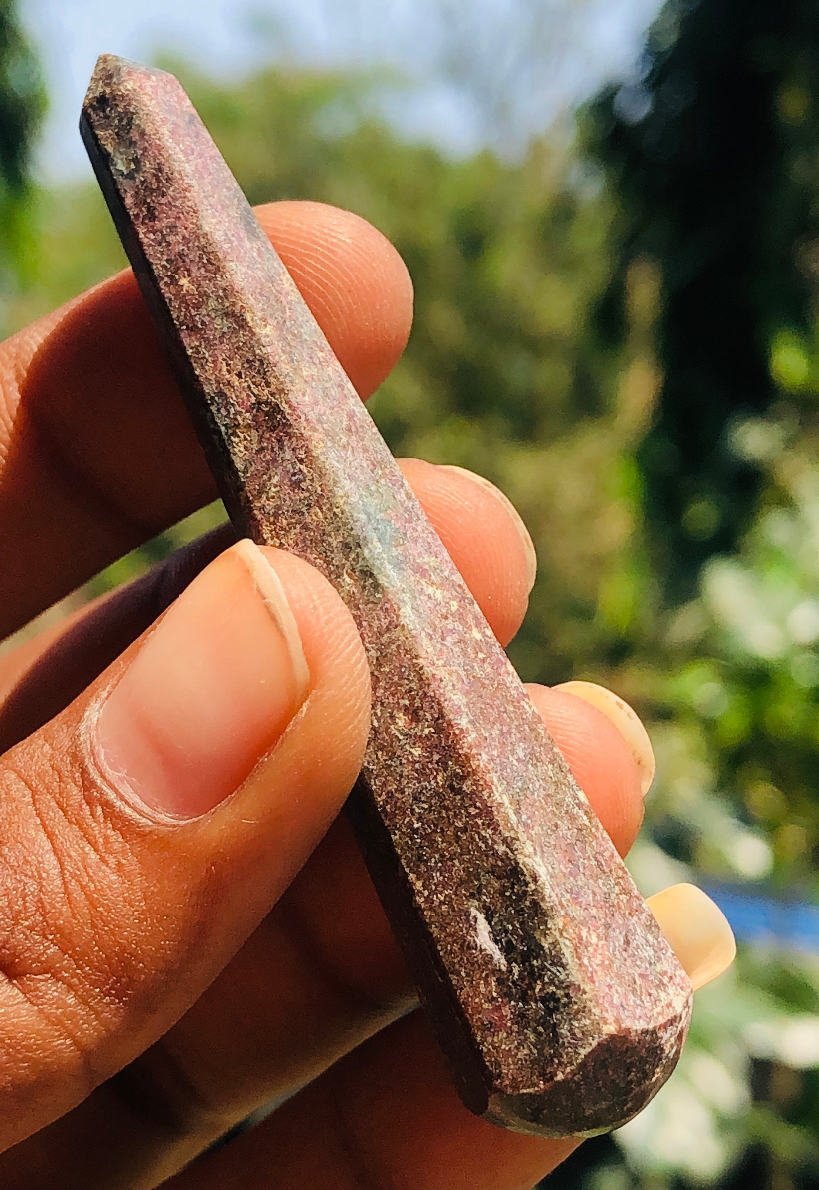 Gracious 96.00 Carats Genuine Ruby In Kyanite Crystal Gemstone Healing Point