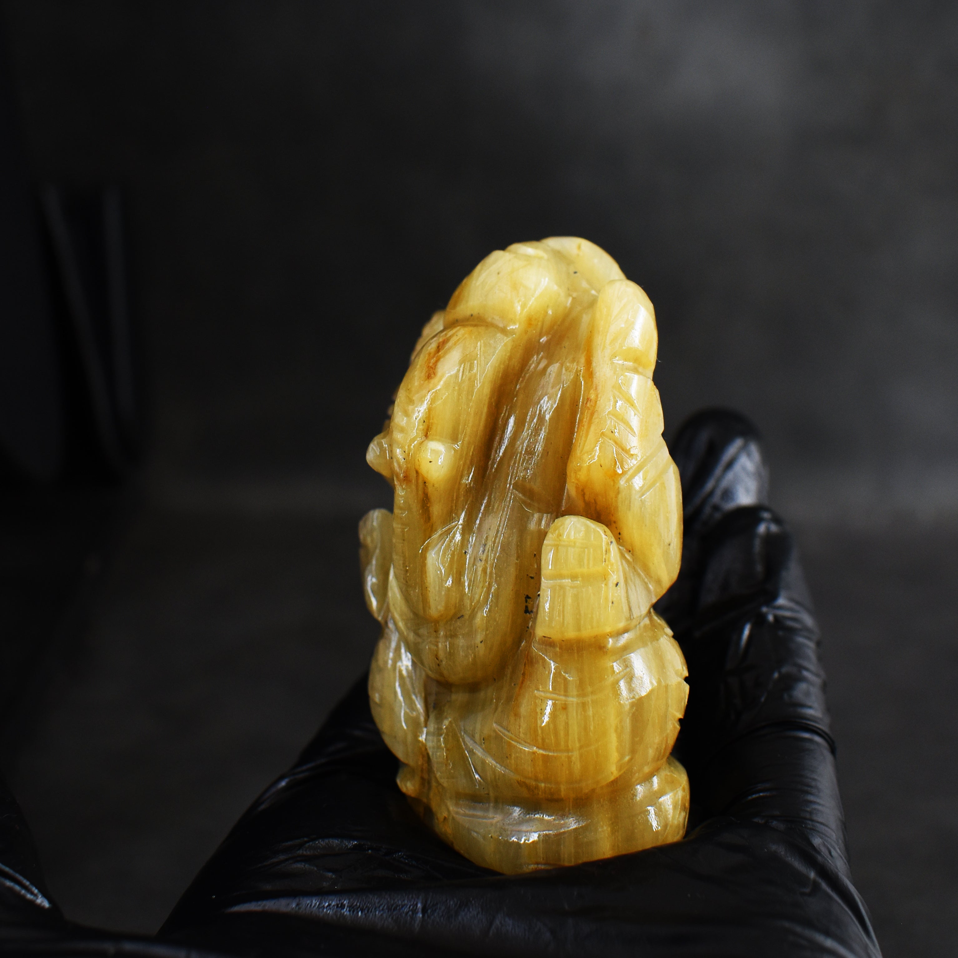 Artisian 490.00 Carats Fluorite Divine Hand Carved Genuine Crystal Gemstone Carving Lord Ganesha