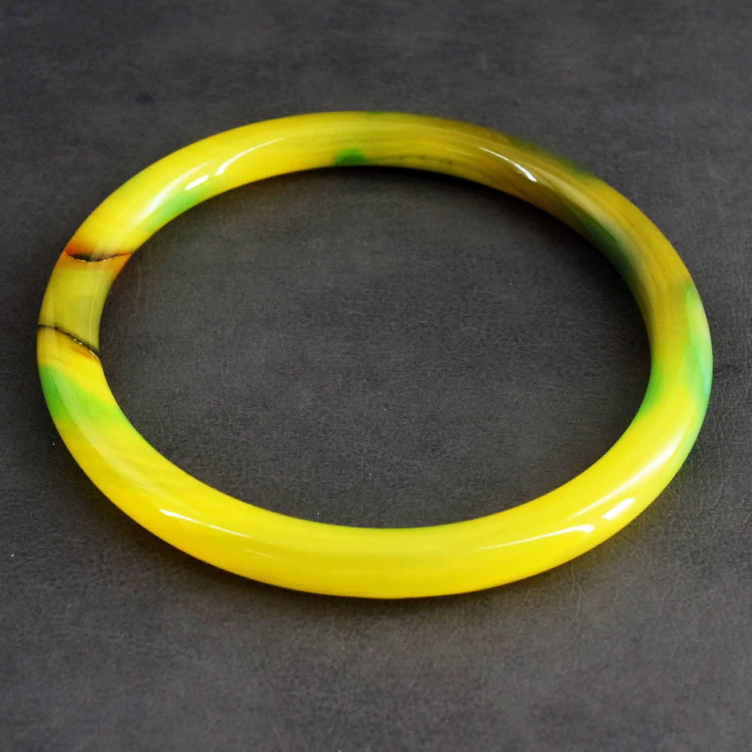 Fabulous 85.00 Cts Genuine Onyx Gemstone Crystal Specimen Premium Fancy Bangle