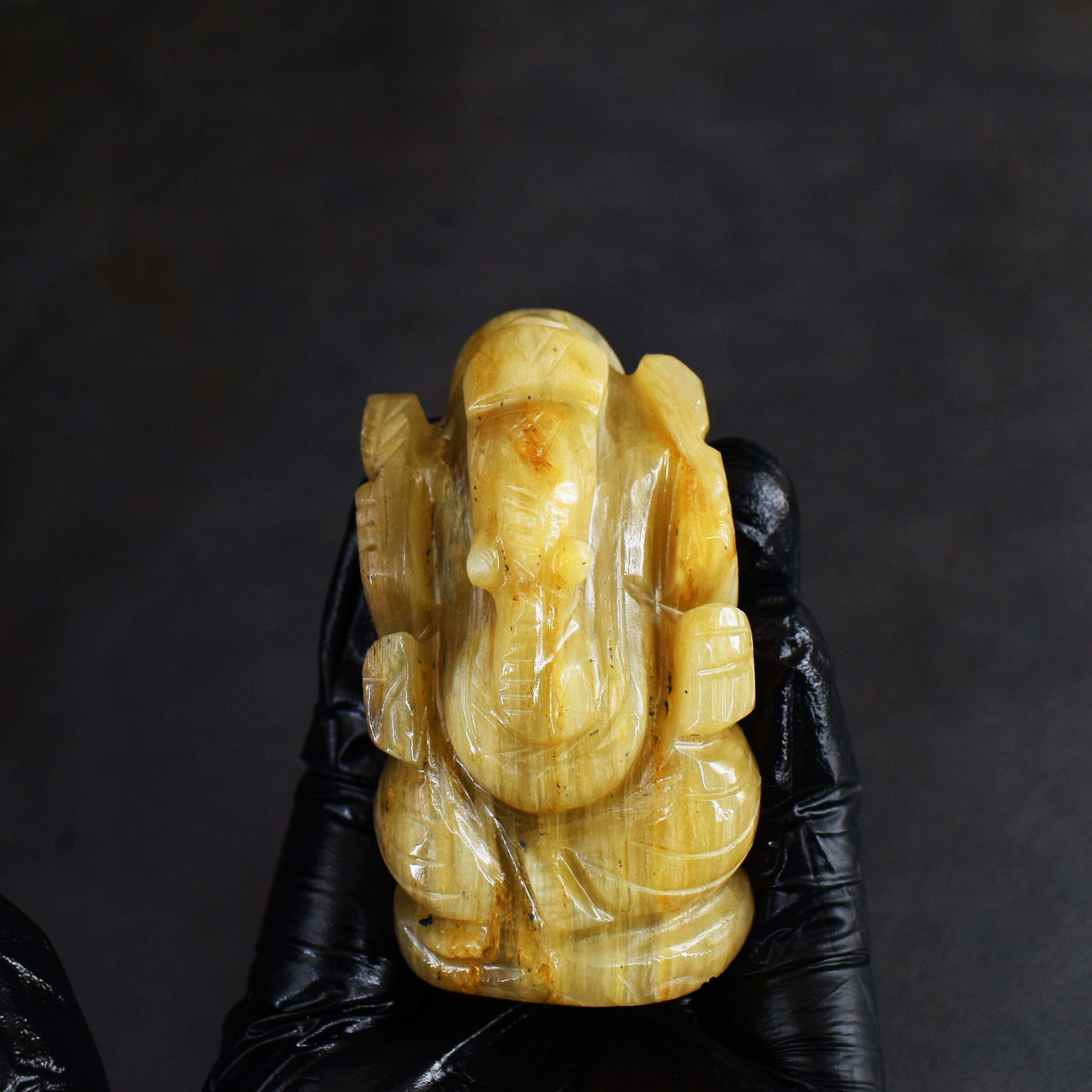 Artisian 490.00 Carats Fluorite Divine Hand Carved Genuine Crystal Gemstone Carving Lord Ganesha