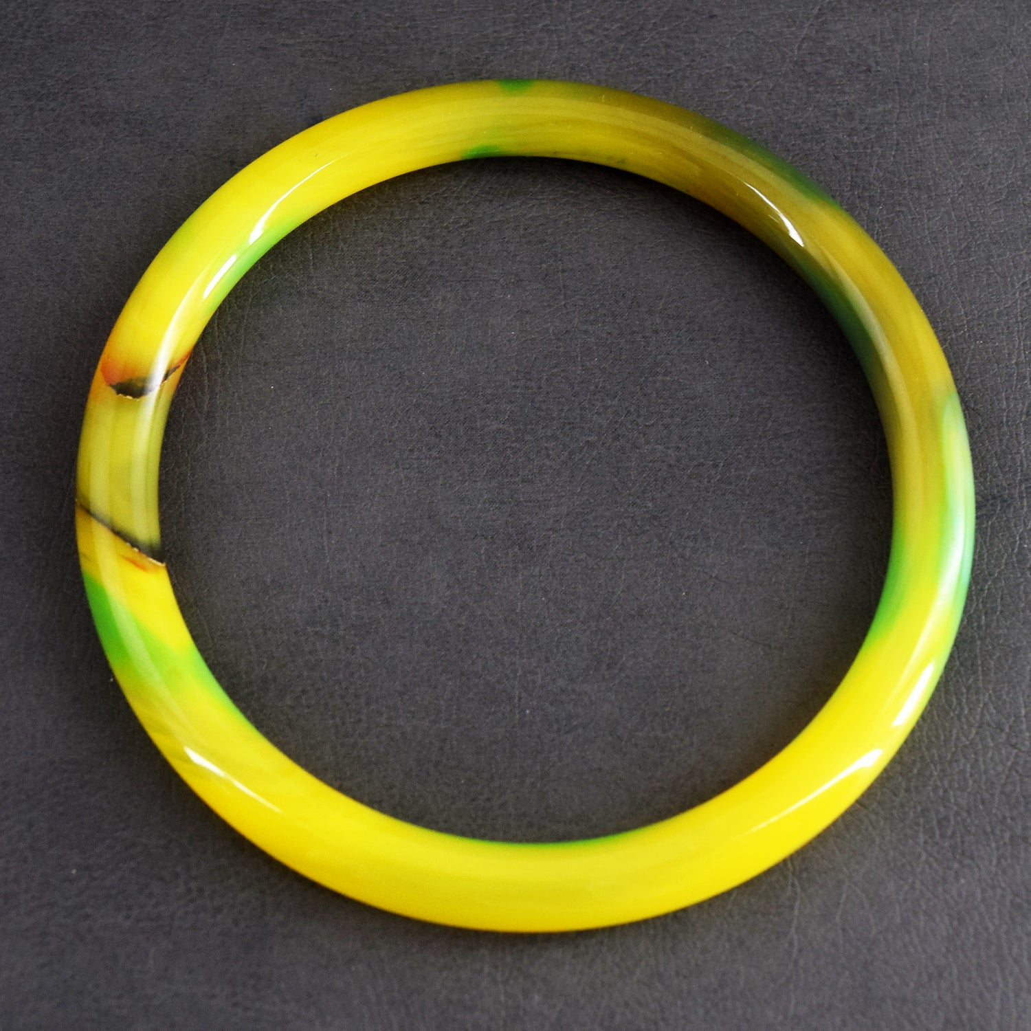 Fabulous 85.00 Cts Genuine Onyx Gemstone Crystal Specimen Premium Fancy Bangle