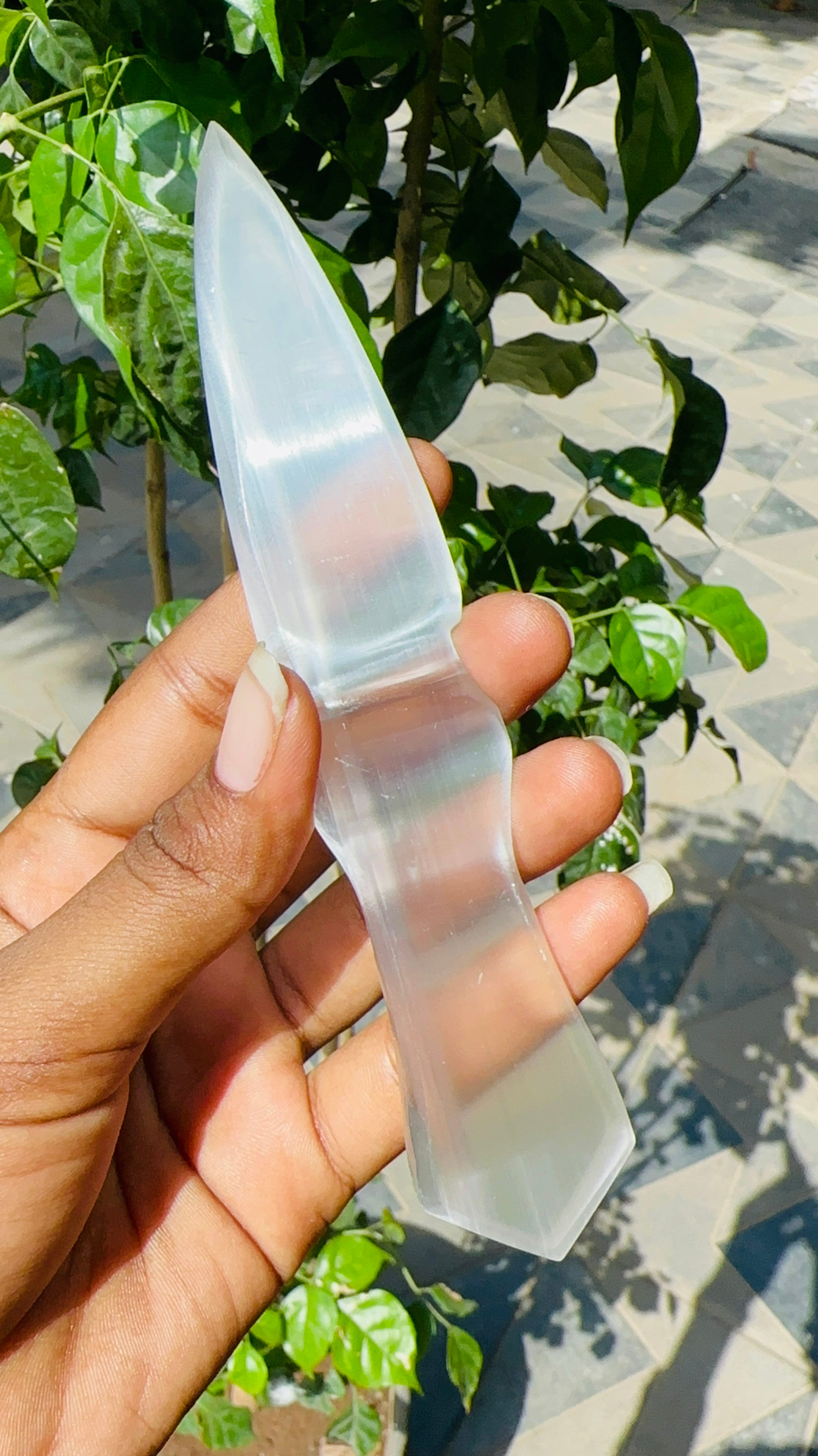 Exclusive 287.00 Cts Genuine Selenite Hand Carved Crystal Gemstone Knife
