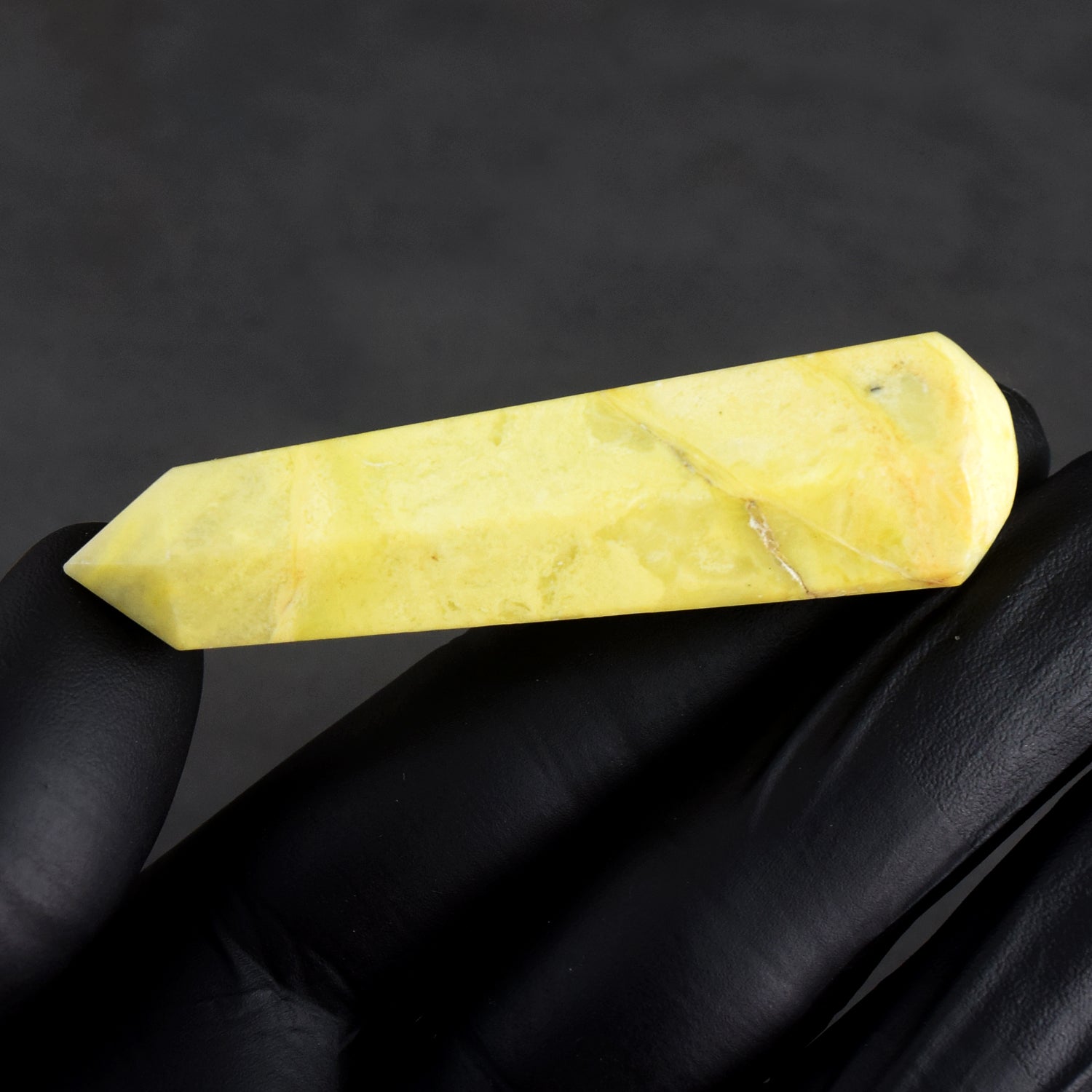 Exclusive 142.00 Carats Genuine Lemon Serpentine Crystal Gemstone Healing Point