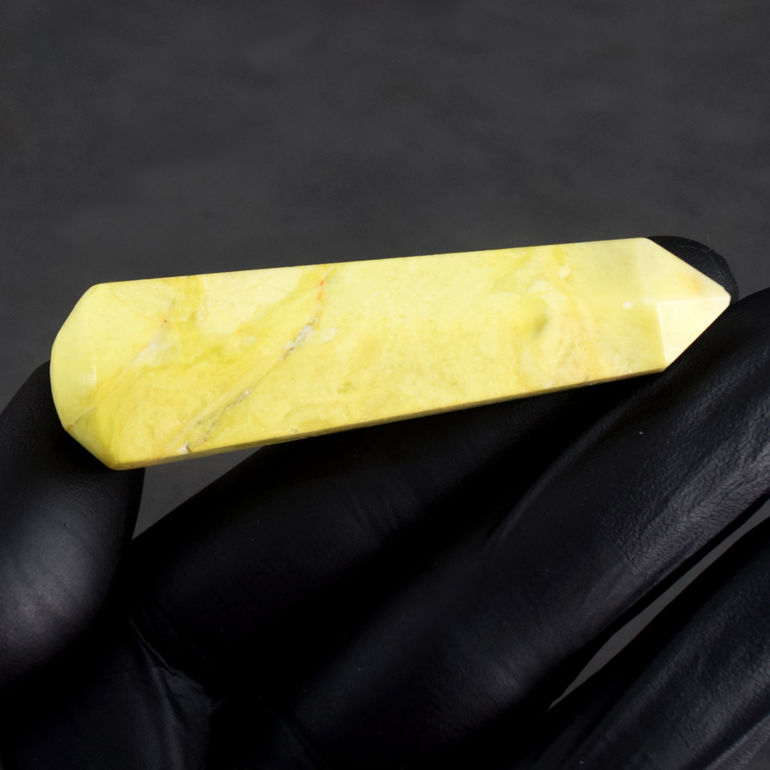 Exclusive 142.00 Carats Genuine Lemon Serpentine Crystal Gemstone Healing Point