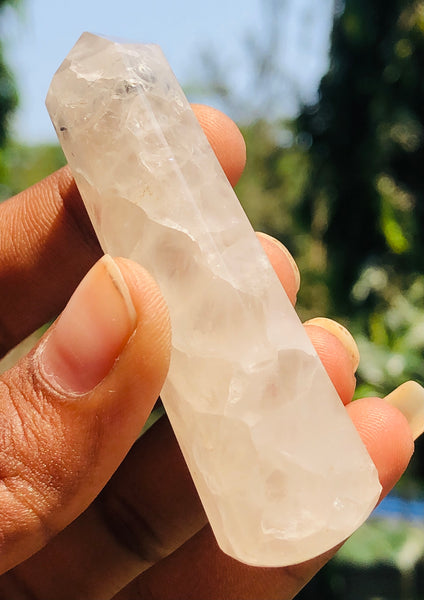 Artisian 176.00 Carats Genuine White Quartz Crystal Gemstone Healing Point