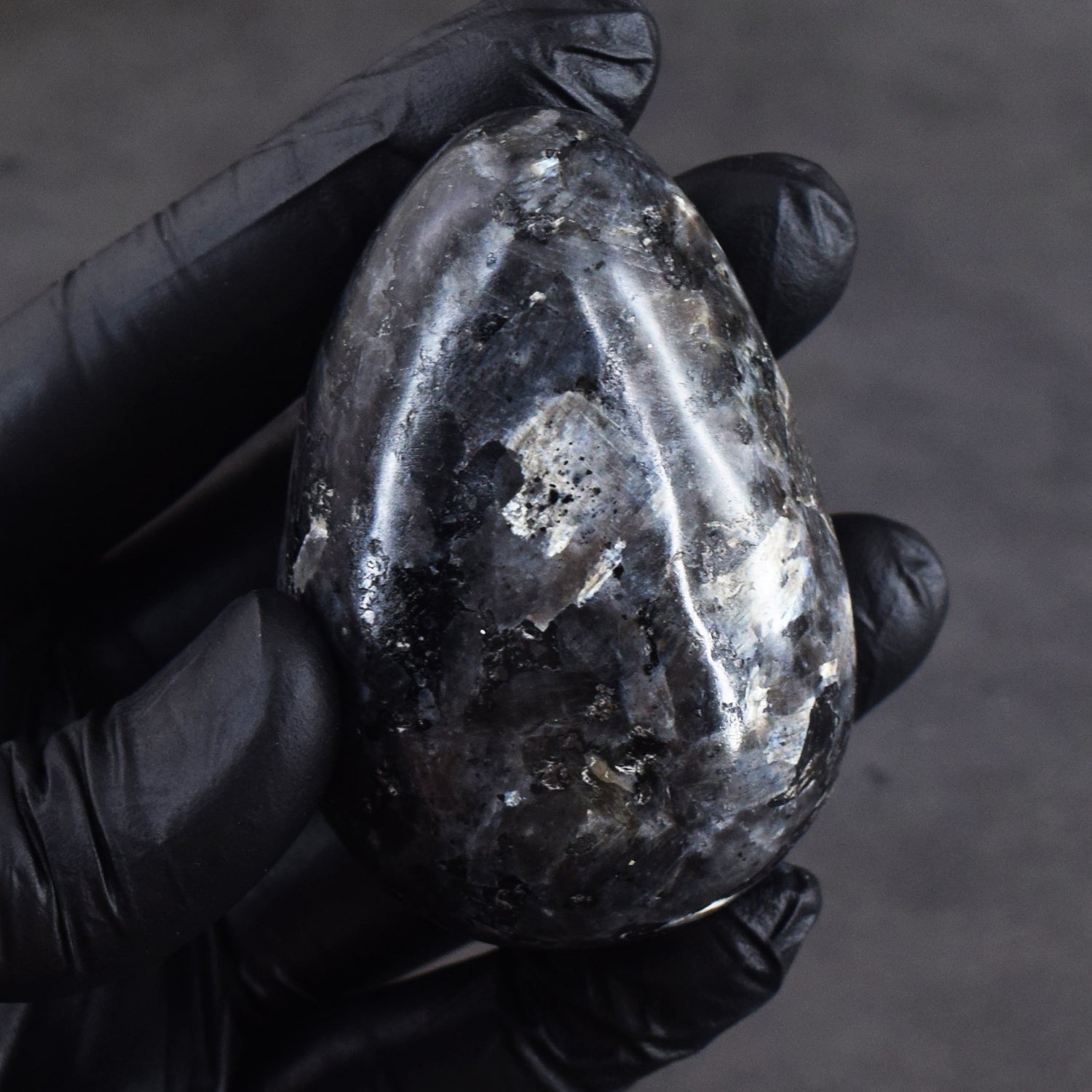Finest Quality 805.00 Cts Genuine Larvikite Premium Healing Egg Crystal