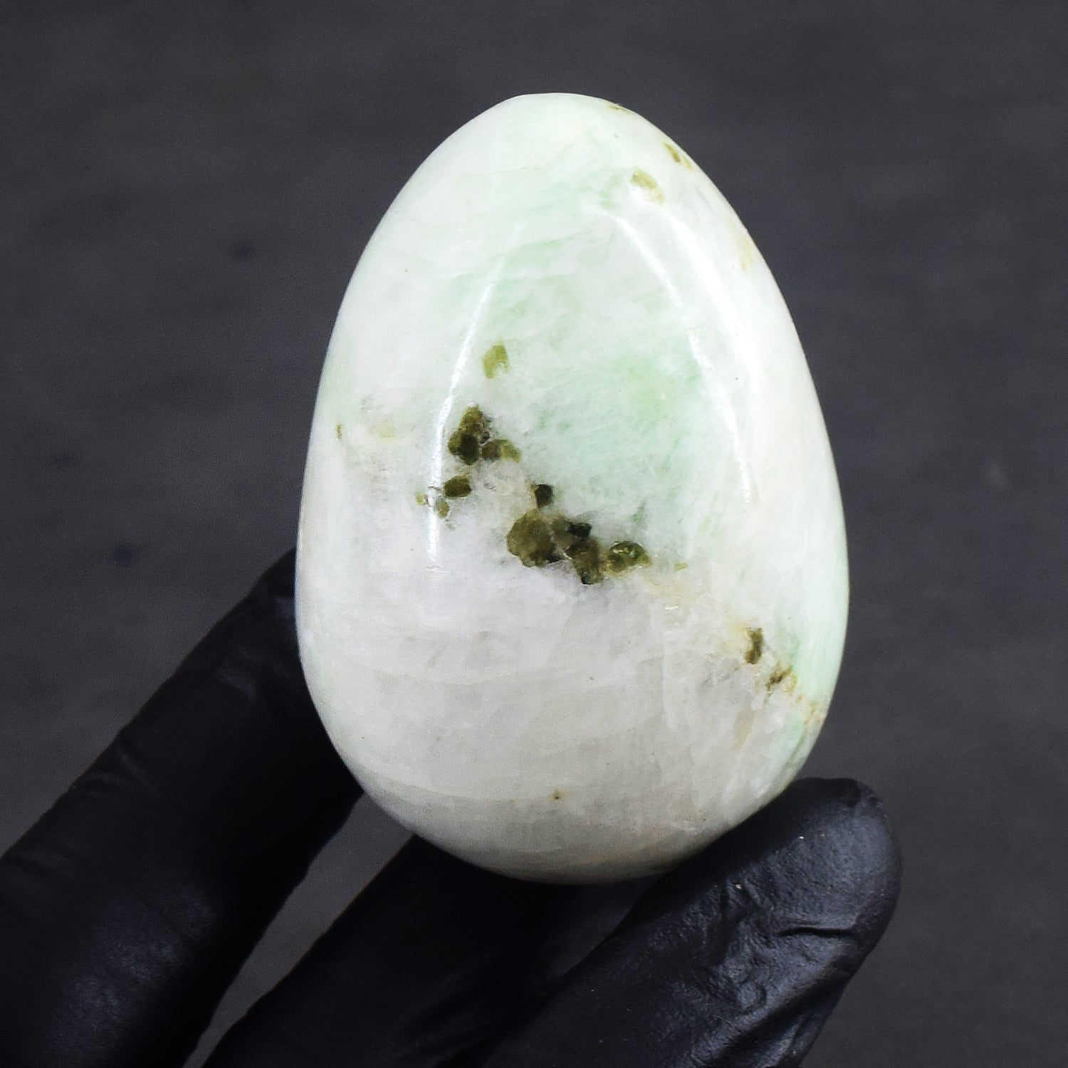 Elegant 598.00 Cts Genuine Amazonite Premium Healing Crystal Egg