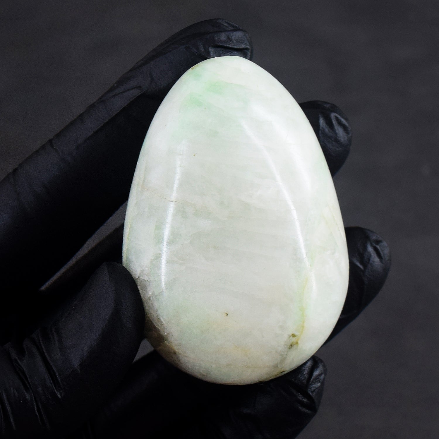 Elegant 598.00 Cts Genuine Amazonite Premium Healing Crystal Egg