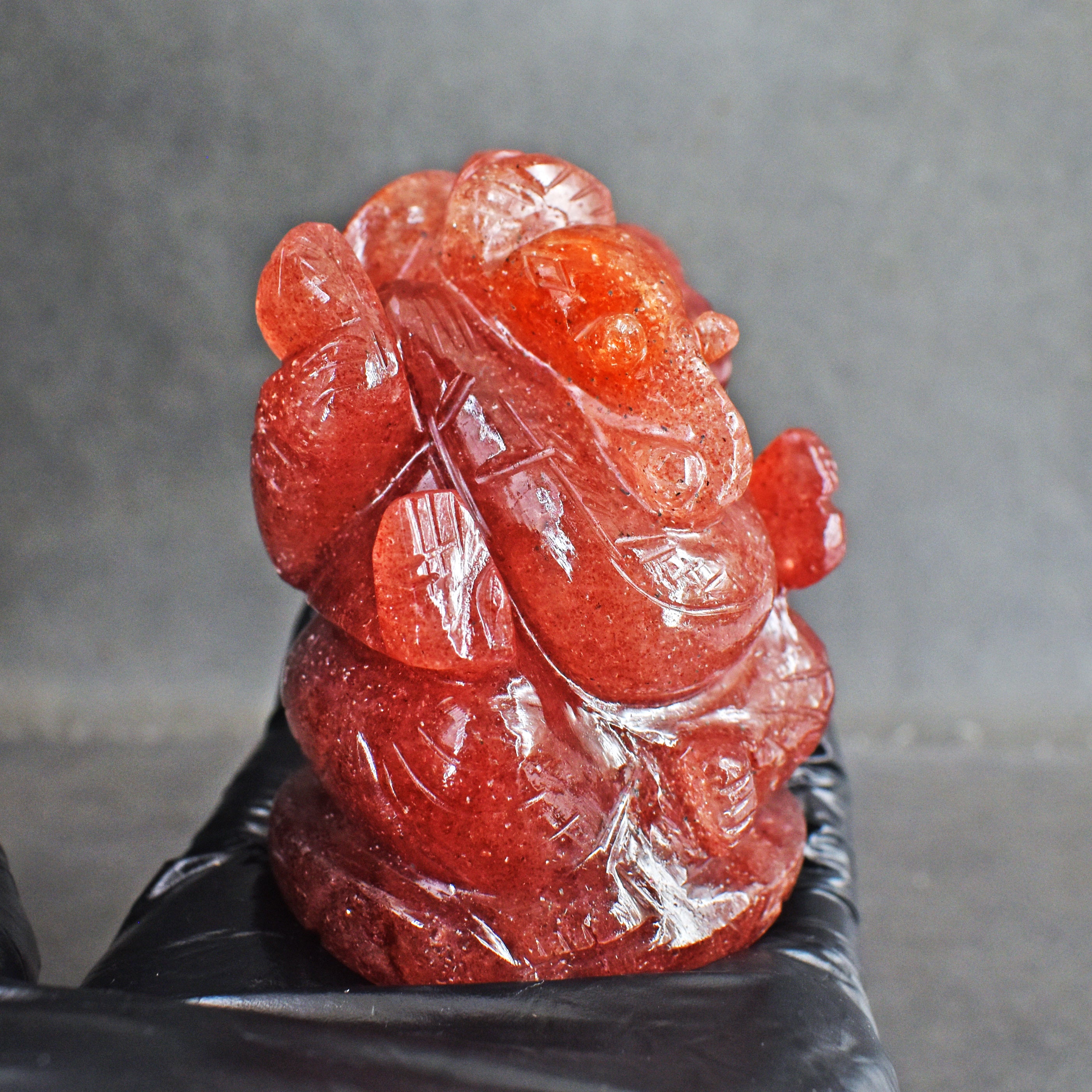 Amazing 1108.00 Carats Strawberry Quartz Divine Hand Carved Idol Lord Ganesha