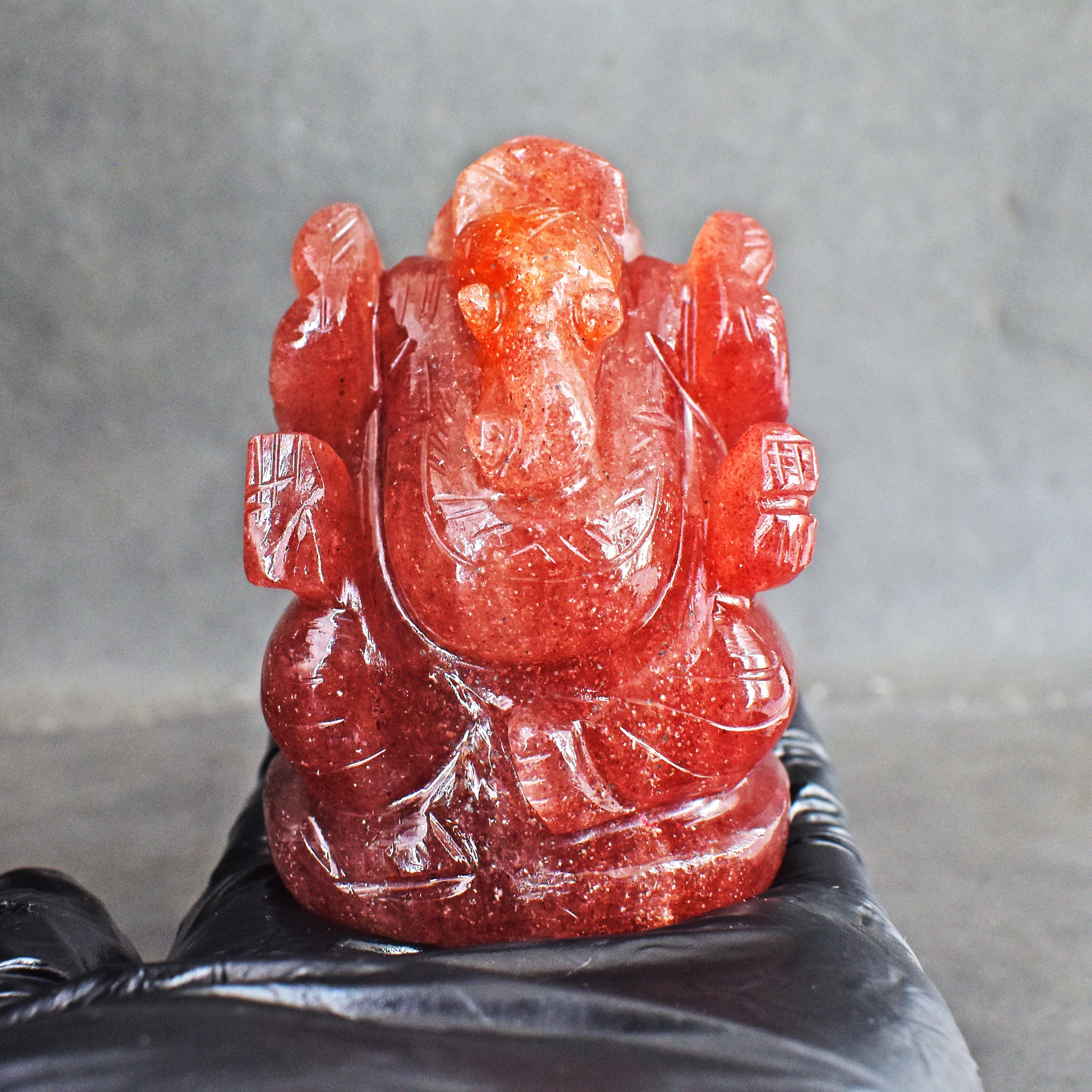 Amazing 1108.00 Carats Strawberry Quartz Divine Hand Carved Idol Lord Ganesha