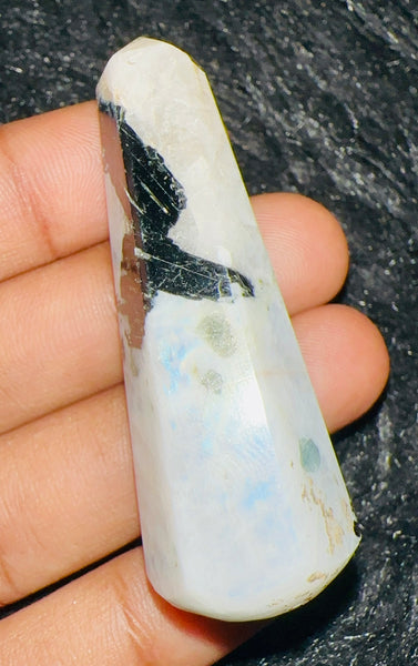 Flashy 104.00 Cts Genuine Blue Flash Moonstone Hand Carved Crystal Gemstone Healing Point