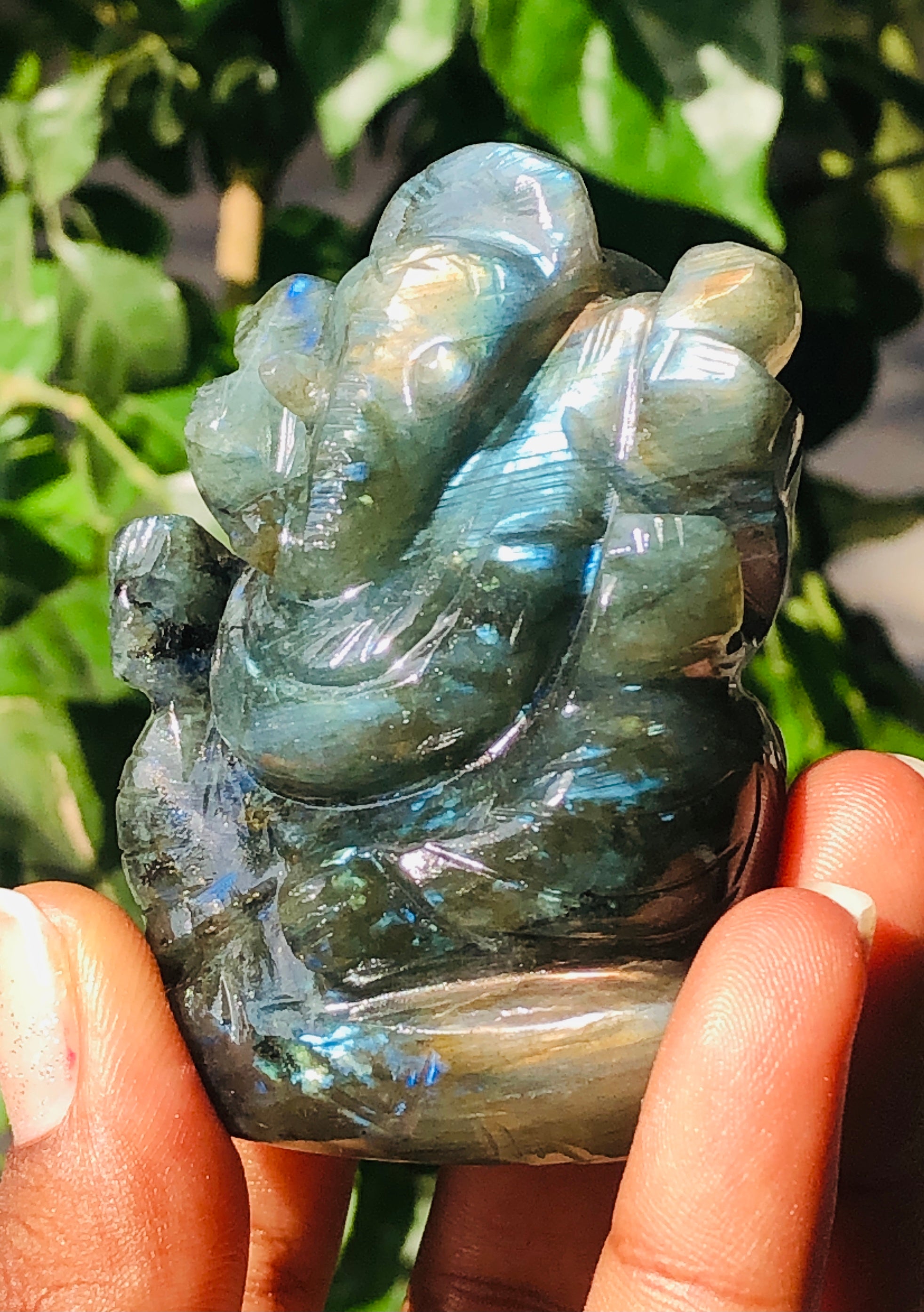 Gorgeous 612.00 Cts Genuine Blue Flash Labradorite Divine Hand Carved Crystal Lord Ganesha Gemstone Carving