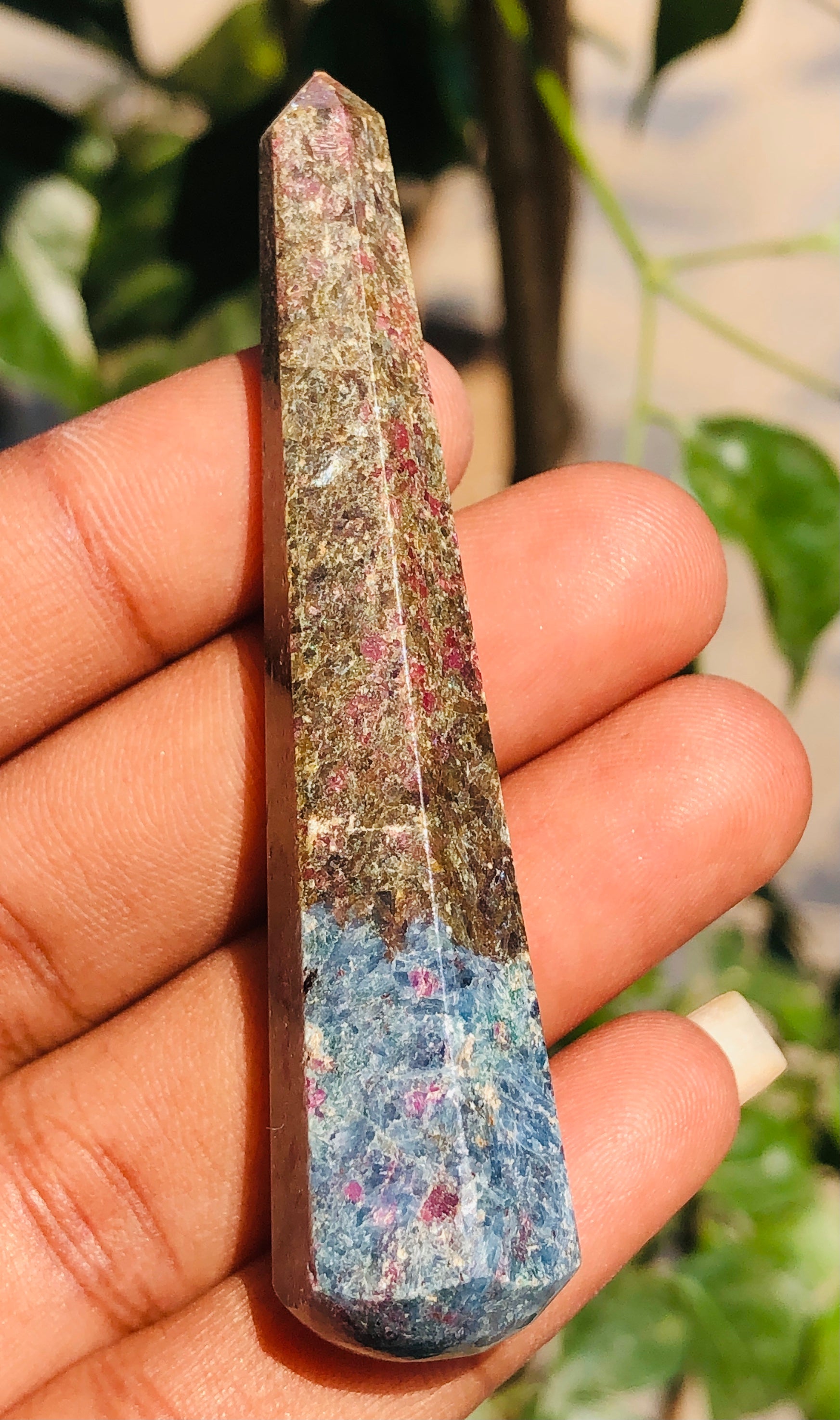 Gracious 117.00 Carats Genuine Ruby In Kyanite Crystal Gemstone Healing Point