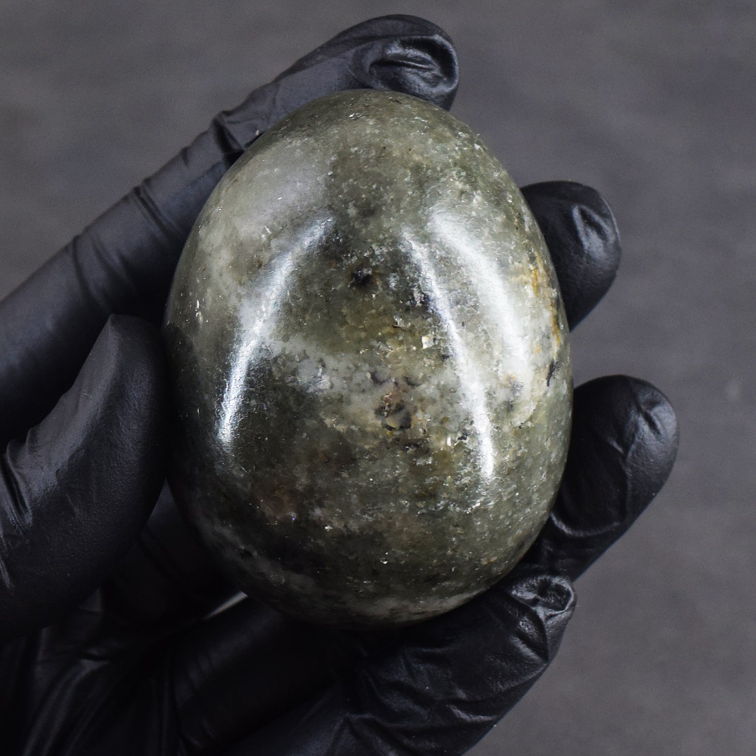 Pleasing 758.00 Cts Genuine Jade Healing Premium Crystal Egg