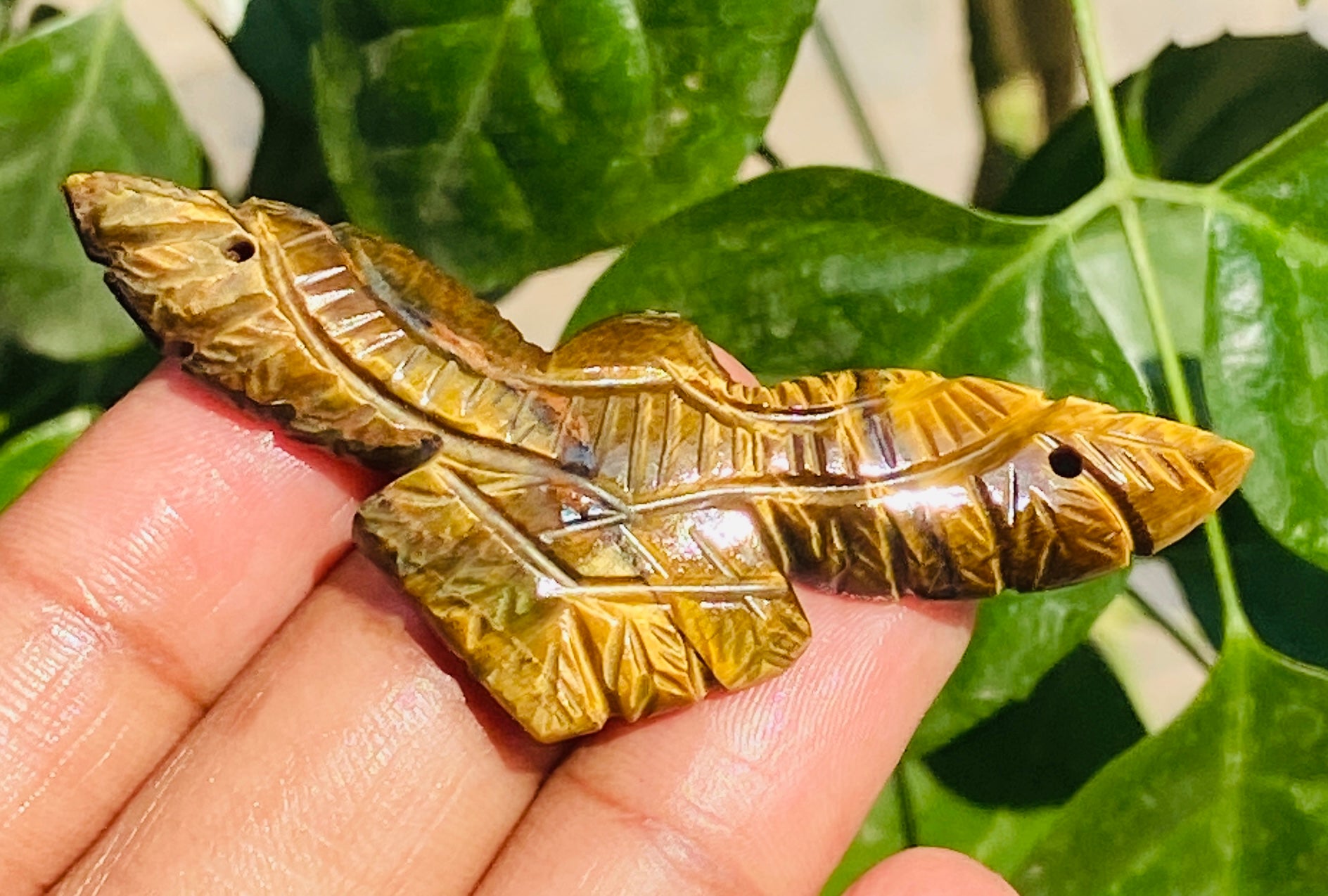 Decent 39.00 Cts Genuine Hand Carved Golden Tiger Eye Premium Crystal Eagle