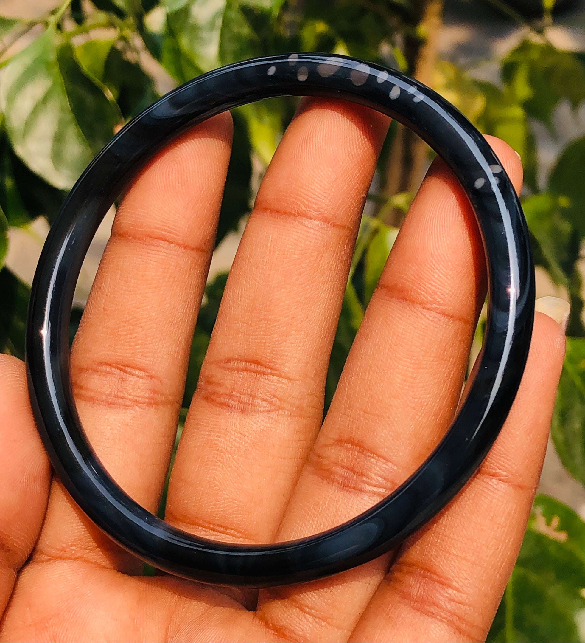 Impressive 77.00 Cts Genuine Black Agate Gemstone Crystal Specimen Premium Fancy Bangle