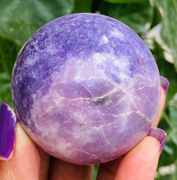 Awful 674.00 Cts Genuine Lepidolite Hand Carved Healing Crystal Gemstone Sphere