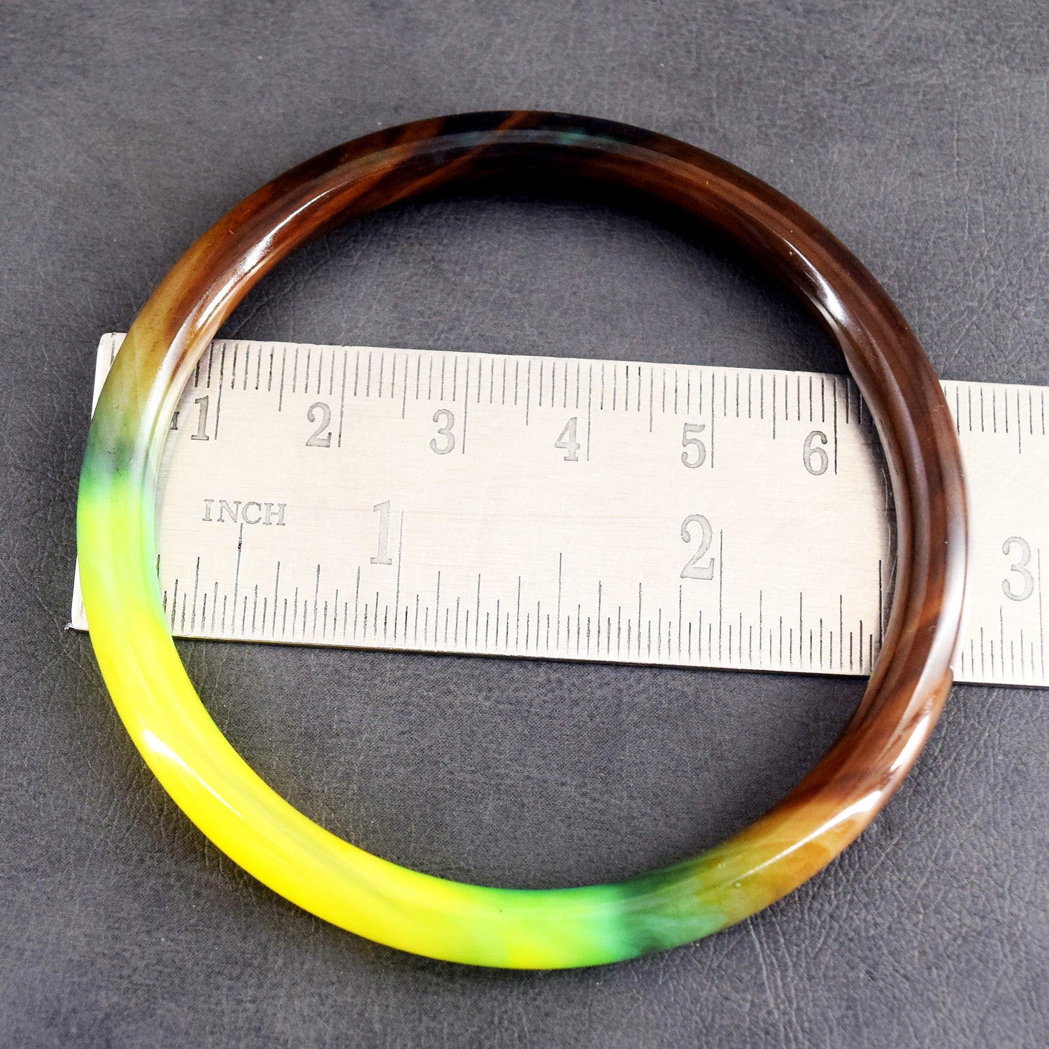 Amazing 75.00 Cts Genuine Onyx Crystal Specimen Premium Gemstone Fancy Bangle