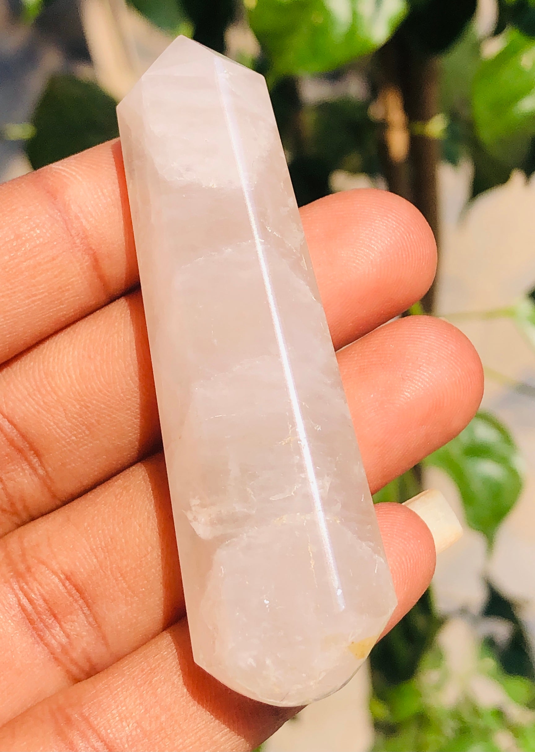Fine 143.00 Carats Genuine White Quartz Crystal Gemstone Healing Point