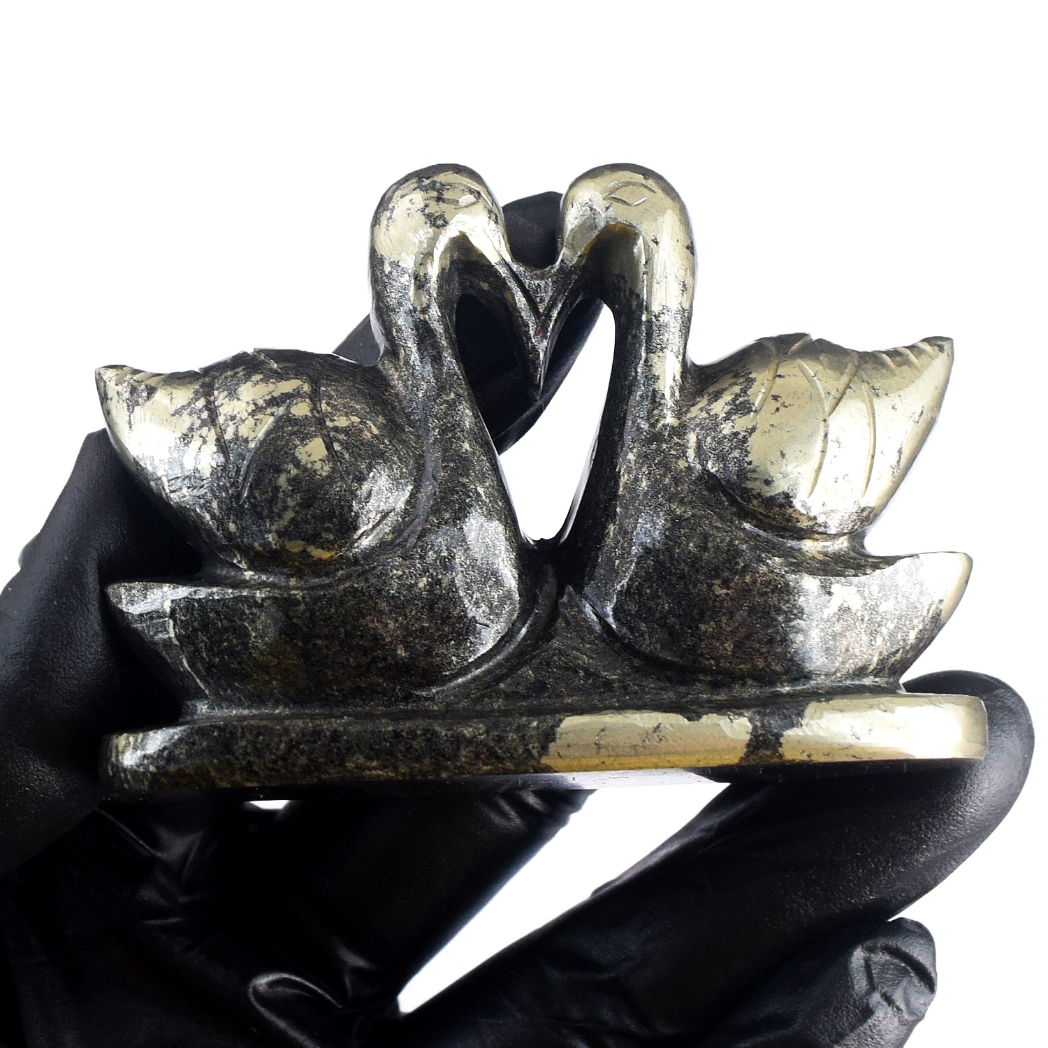 Dazzling 647.00 Cts Genuine Pyrite Carved Love Premium Swan Pair