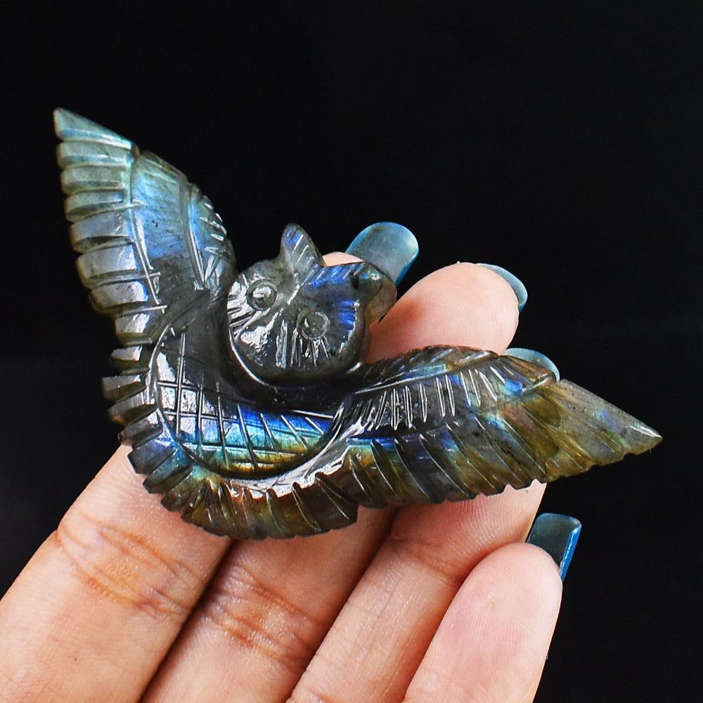Beautiful  103.00  Carats  Genuine  Golden &  Blue  Flash  Labardorite  Hand Carved  Crystal Owl