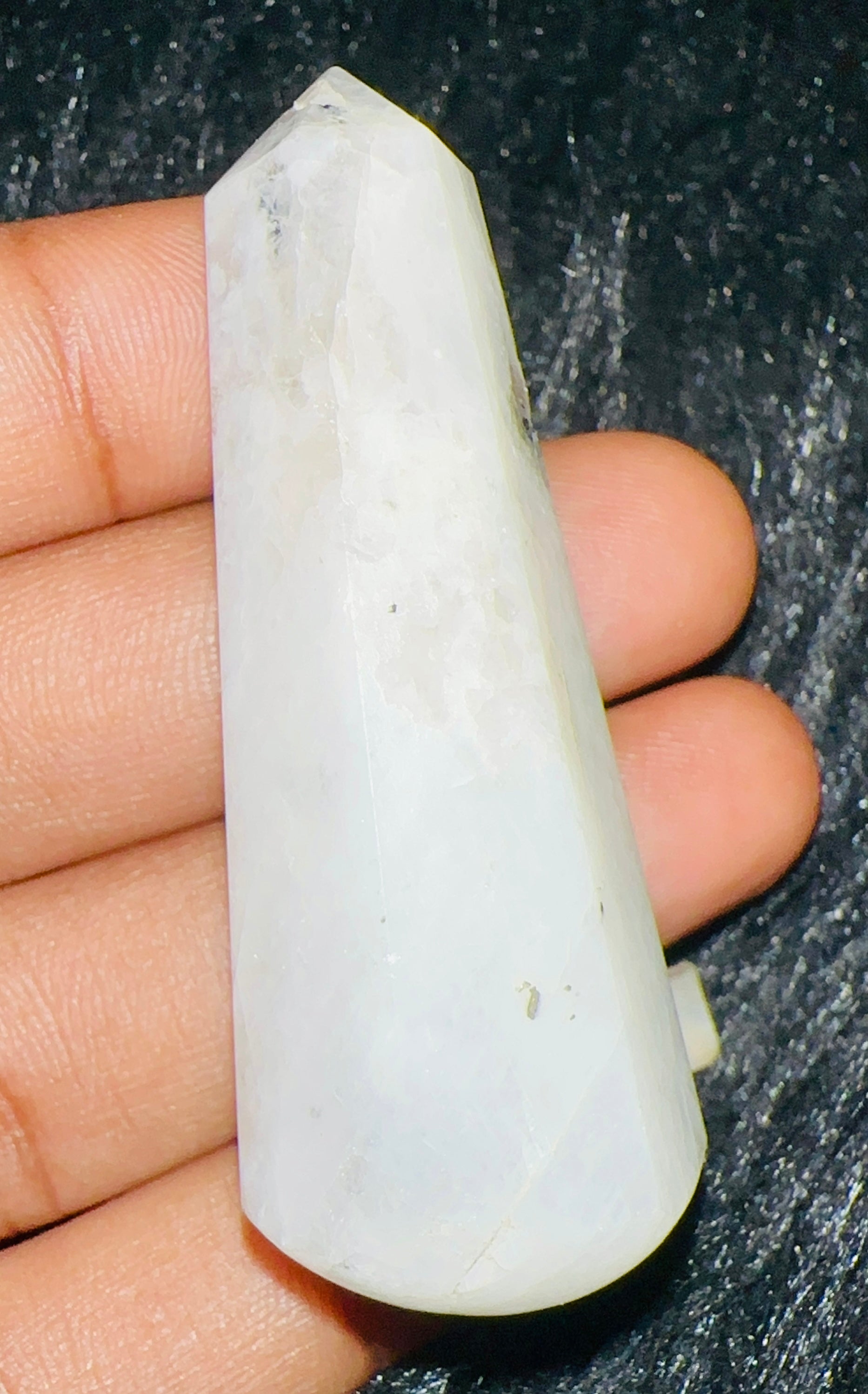 Untreated 124.00 Carats Genuine Moonstone Crystal Gemstone Healing Point
