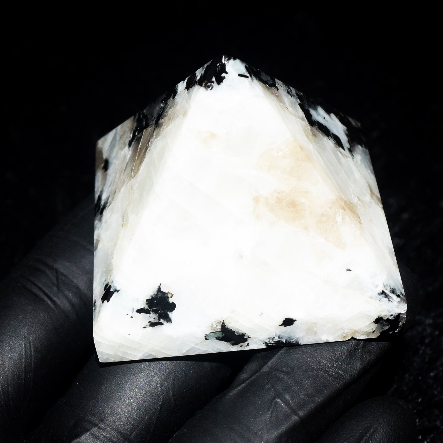 Beautiful 627.00 Cts Genuine Moonstone Crystal Specimen Healing Divine Pyramid