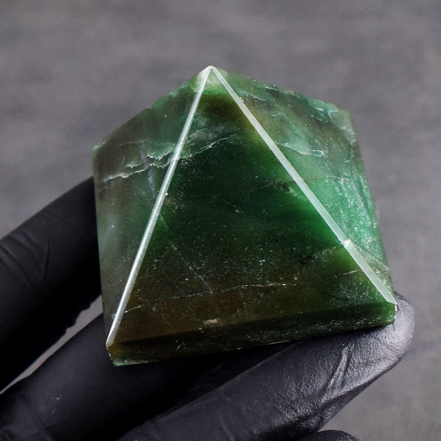 Natural 487.00 Cts Genuine Jade Crystal Specimen Healing Divine Pyramid