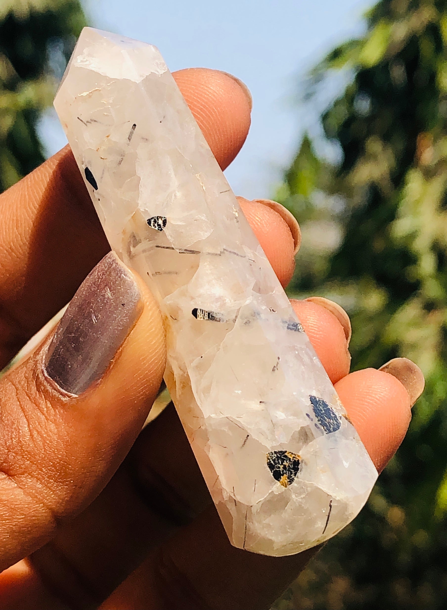 Lovely 144.00 Carats Genuine Rutile Quartz Crystal Gemstone Healing Point