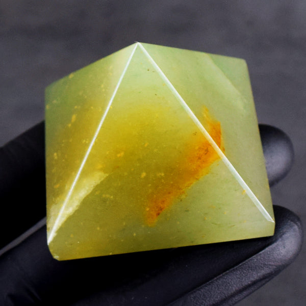 Fabulous 535.00 Cts Genuine Green Aventurine Healing Divine Premium Crystal Specimen Pyramid
