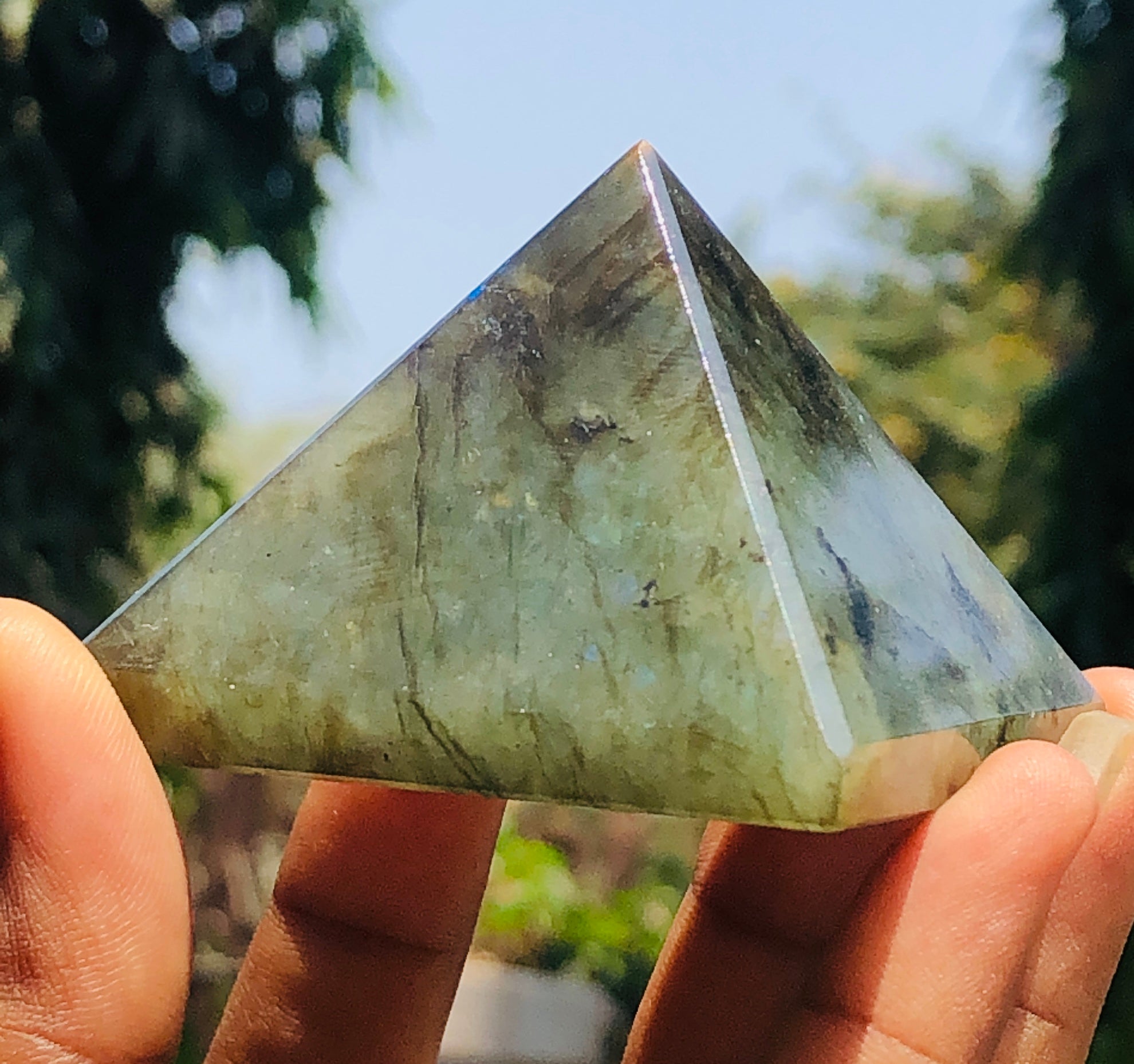 Natural 648.00 Cts Genuine Labradorite Crystal Specimen Healing Divine Pyramid