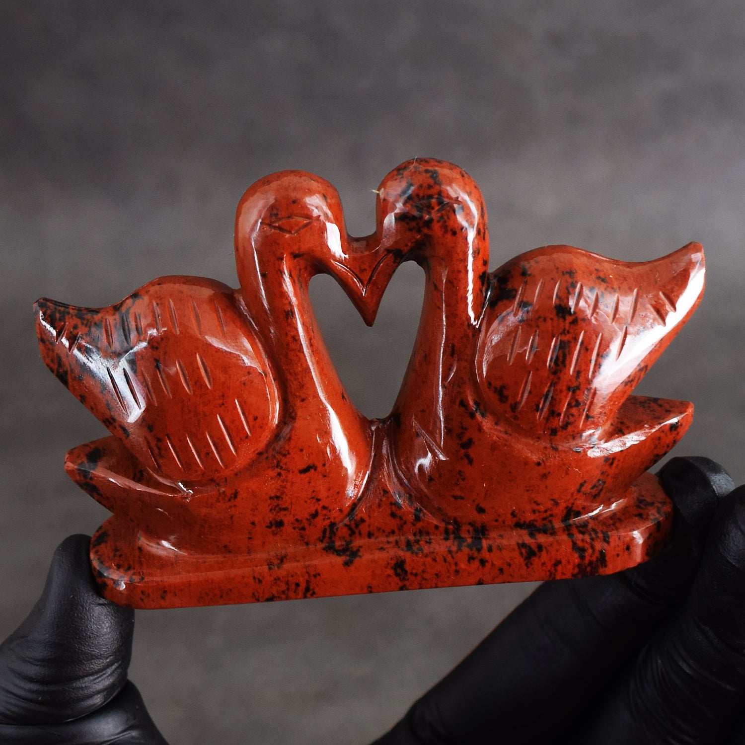 Amazing 602.00 Cts Genuine Mahogany Jasper Hand Carved Premium Love Swan Pair