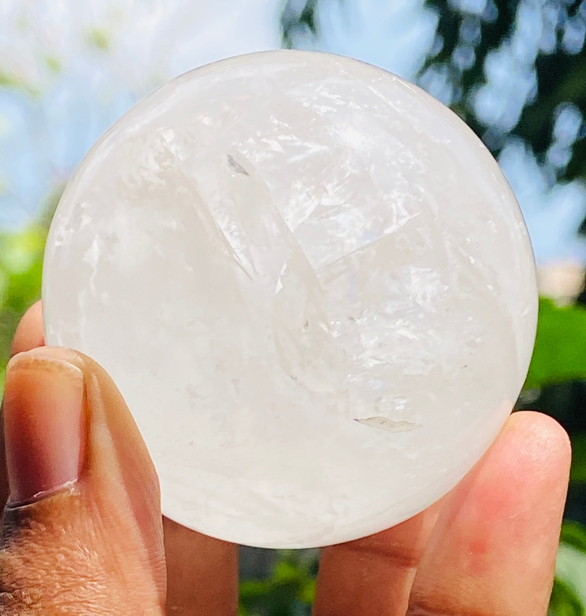 Elegant 775.00 Carats Genuine White Quartz Hand Carved Crystal  Healing Gemstone Sphere