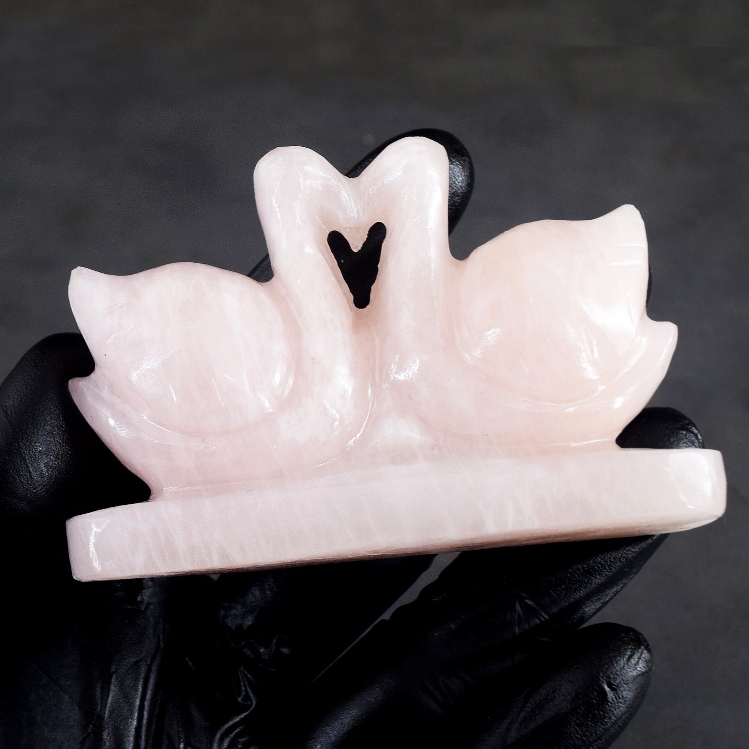 Natural 595.00 Cts Genuine Rose Quartz Hand Carved Premium Love Swan Pair