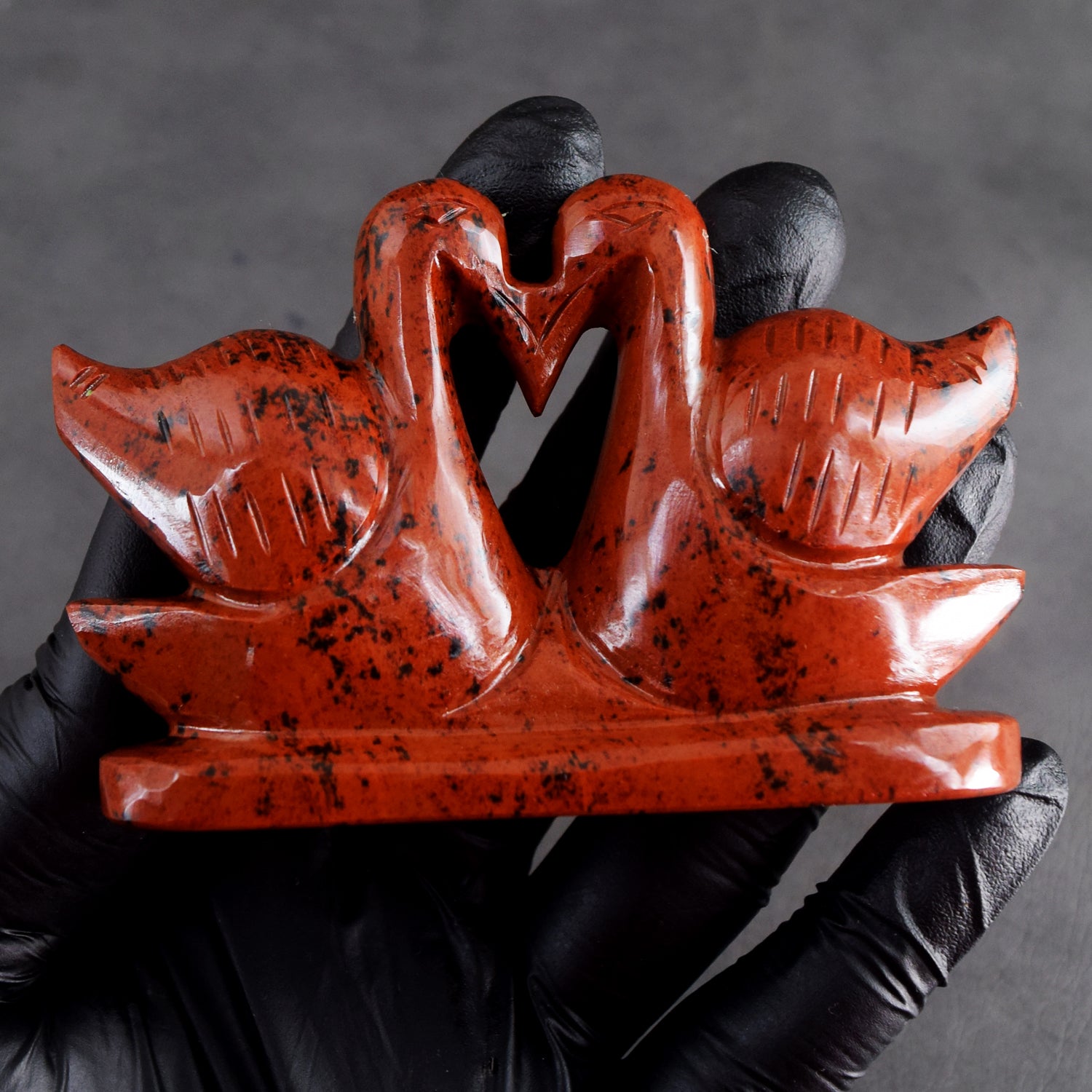 Amazing 602.00 Cts Genuine Mahogany Jasper Hand Carved Premium Love Swan Pair