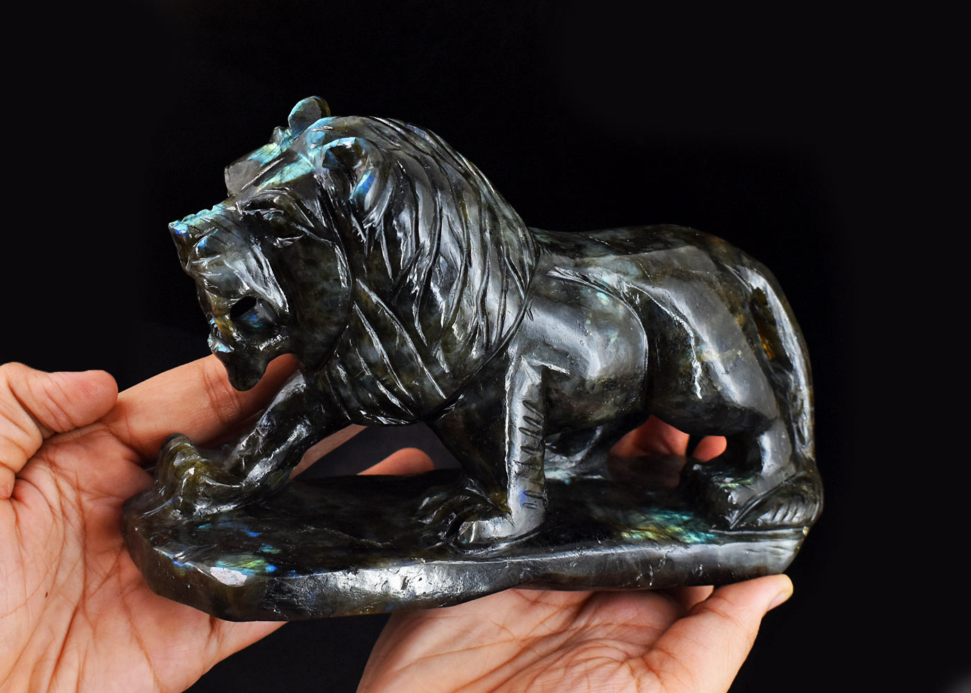 Craftsmen 6624.00 Cts Genuine Blue Flash Labradorite Hand Carved Crystal Gemstone Carving Lion
