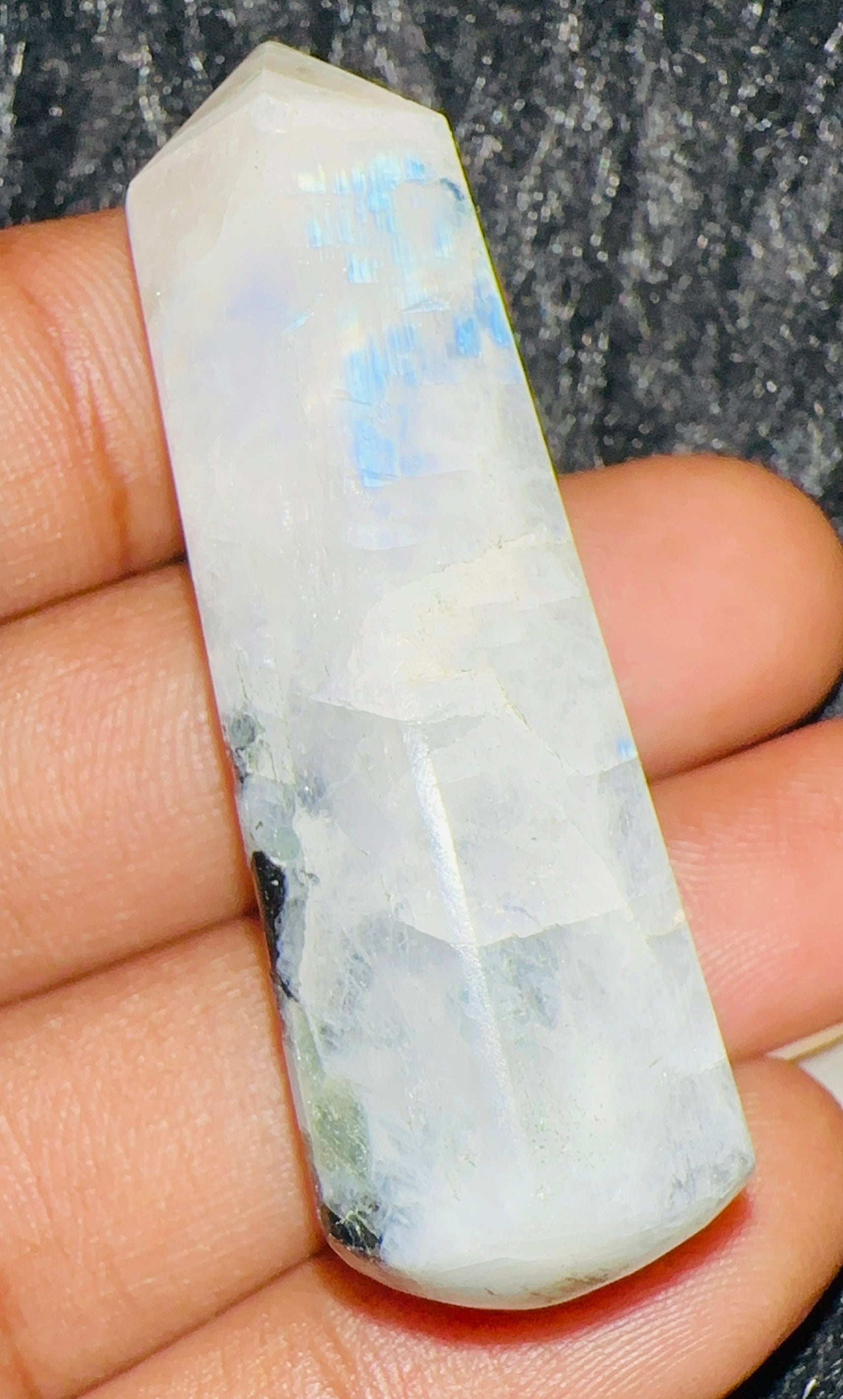 Flashy 81.00 Cts Genuine Blue Flash Moonstone Hand Carved Crystal Gemstone Healing Point