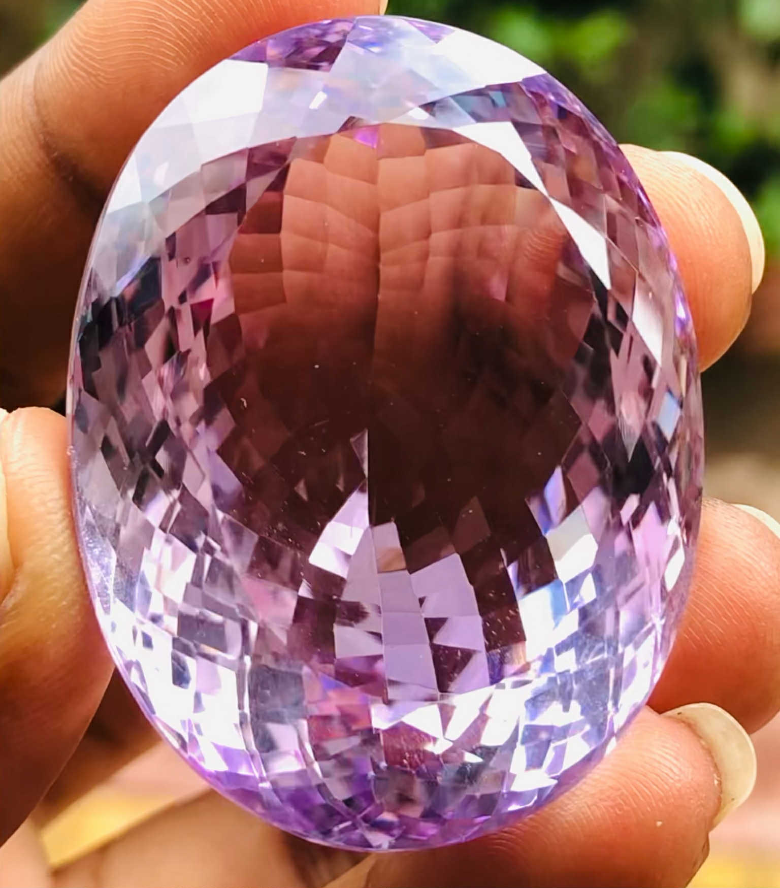Artisian 190.00 Cts Genuine Amethyst Faceted Loose Gemstone